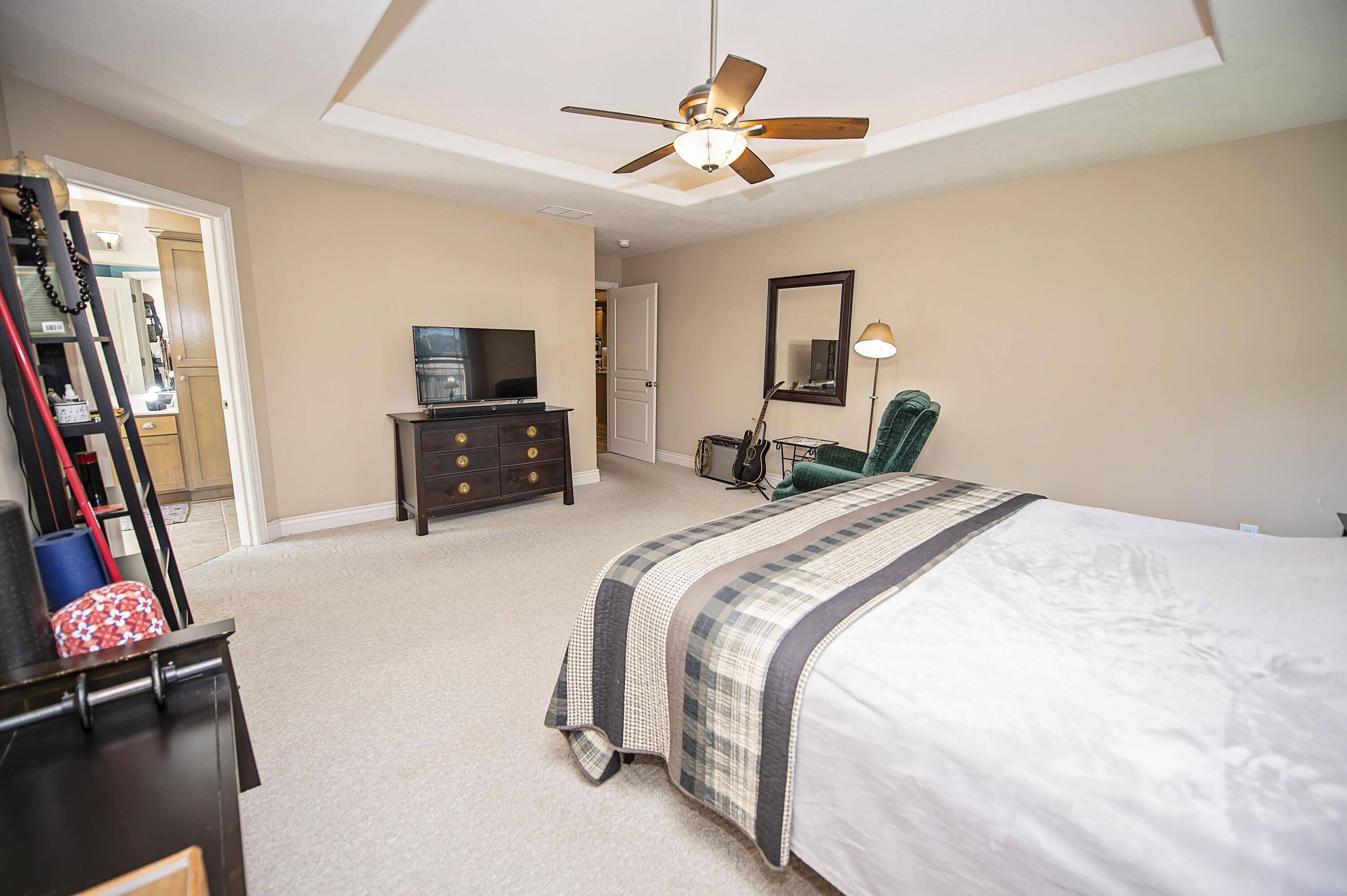 1529 West Maplewood Street Property Photo 46