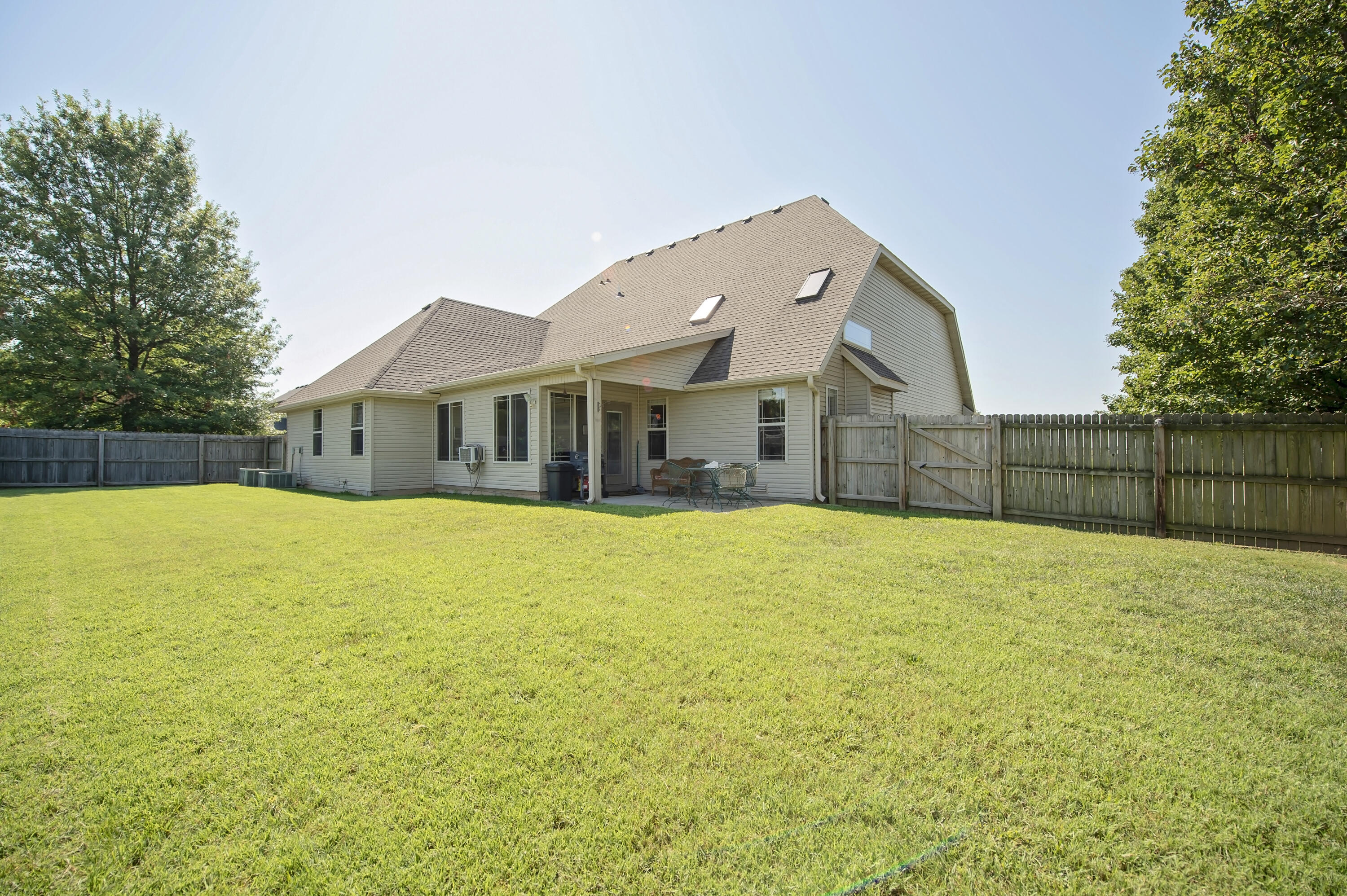 1529 West Maplewood Street Property Photo 90