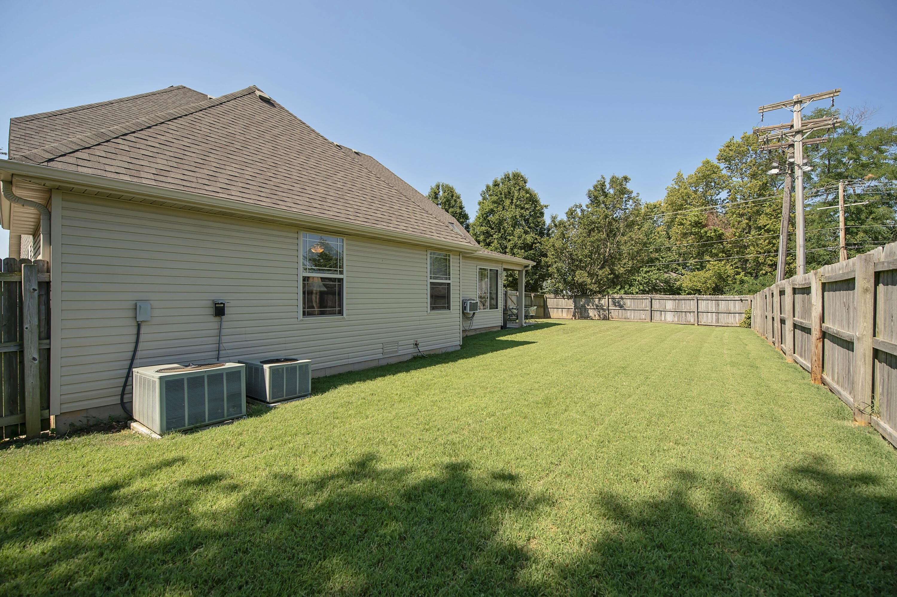 1529 West Maplewood Street Property Photo 95
