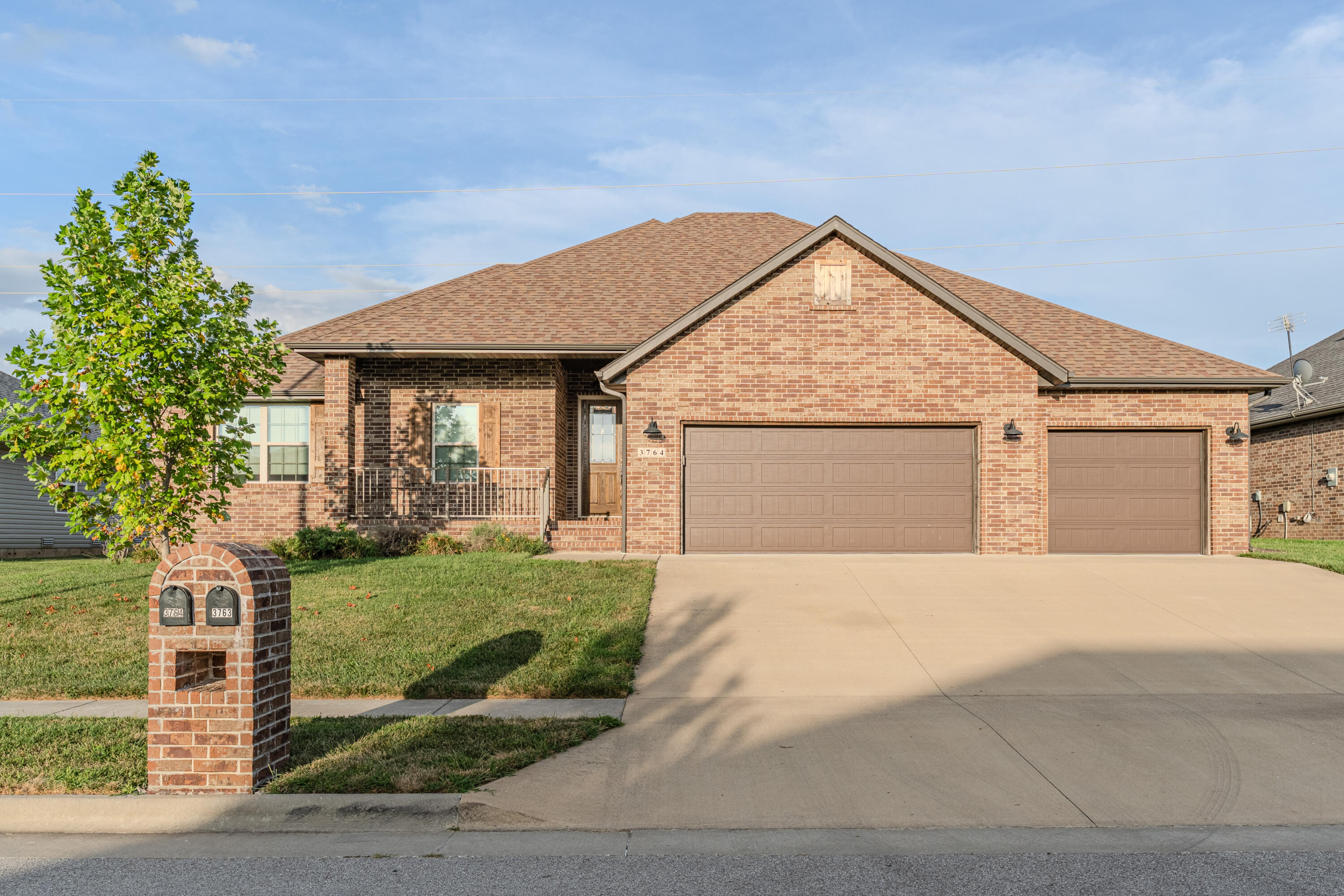3764 North Huntington Avenue Property Photo 2