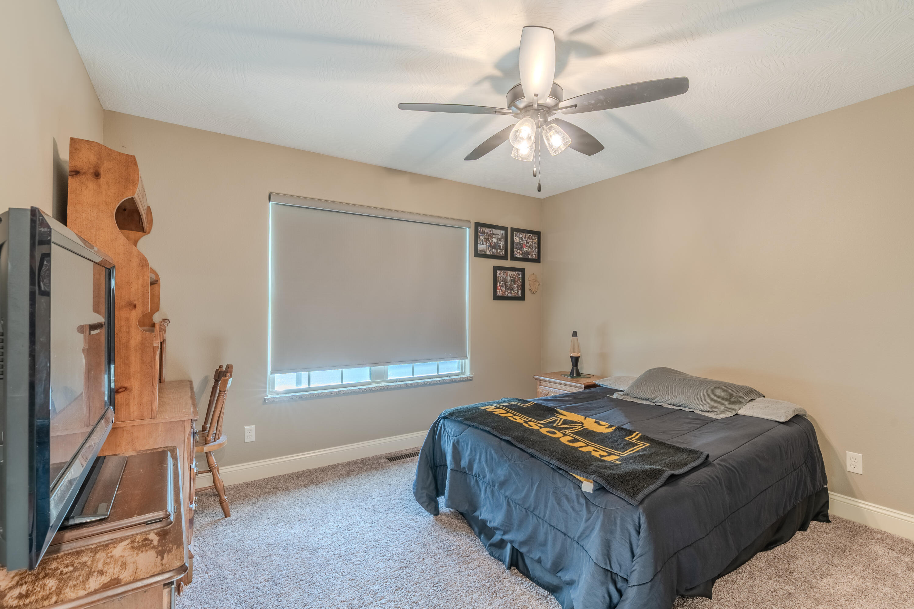 3764 North Huntington Avenue Property Photo 12
