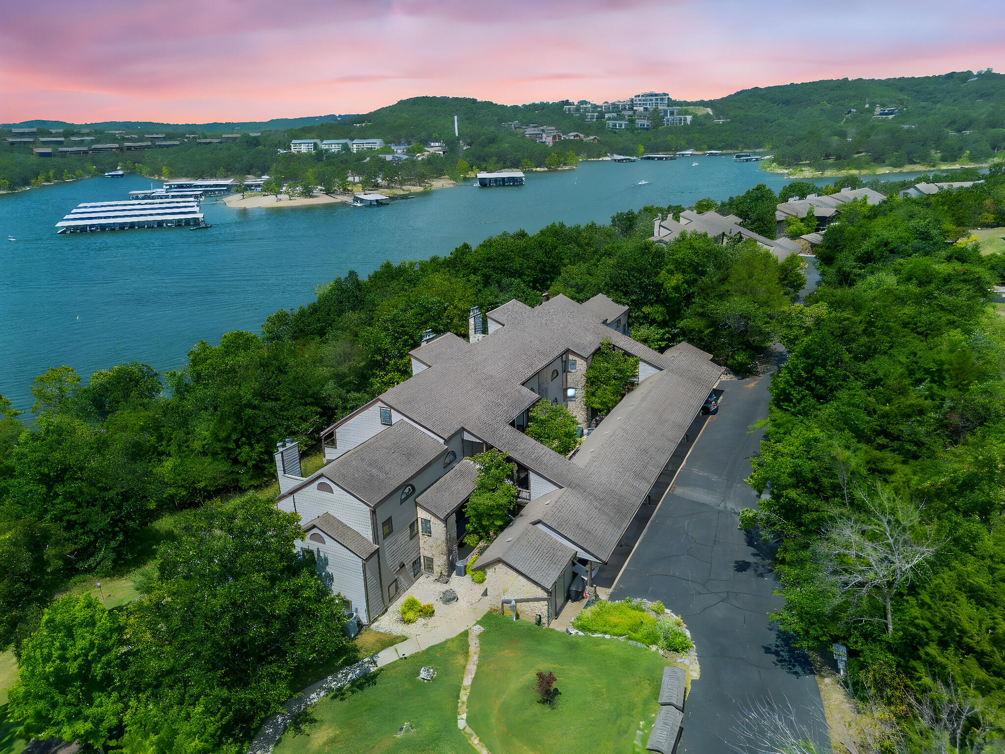 234 Sunset Cove Property Photo 4
