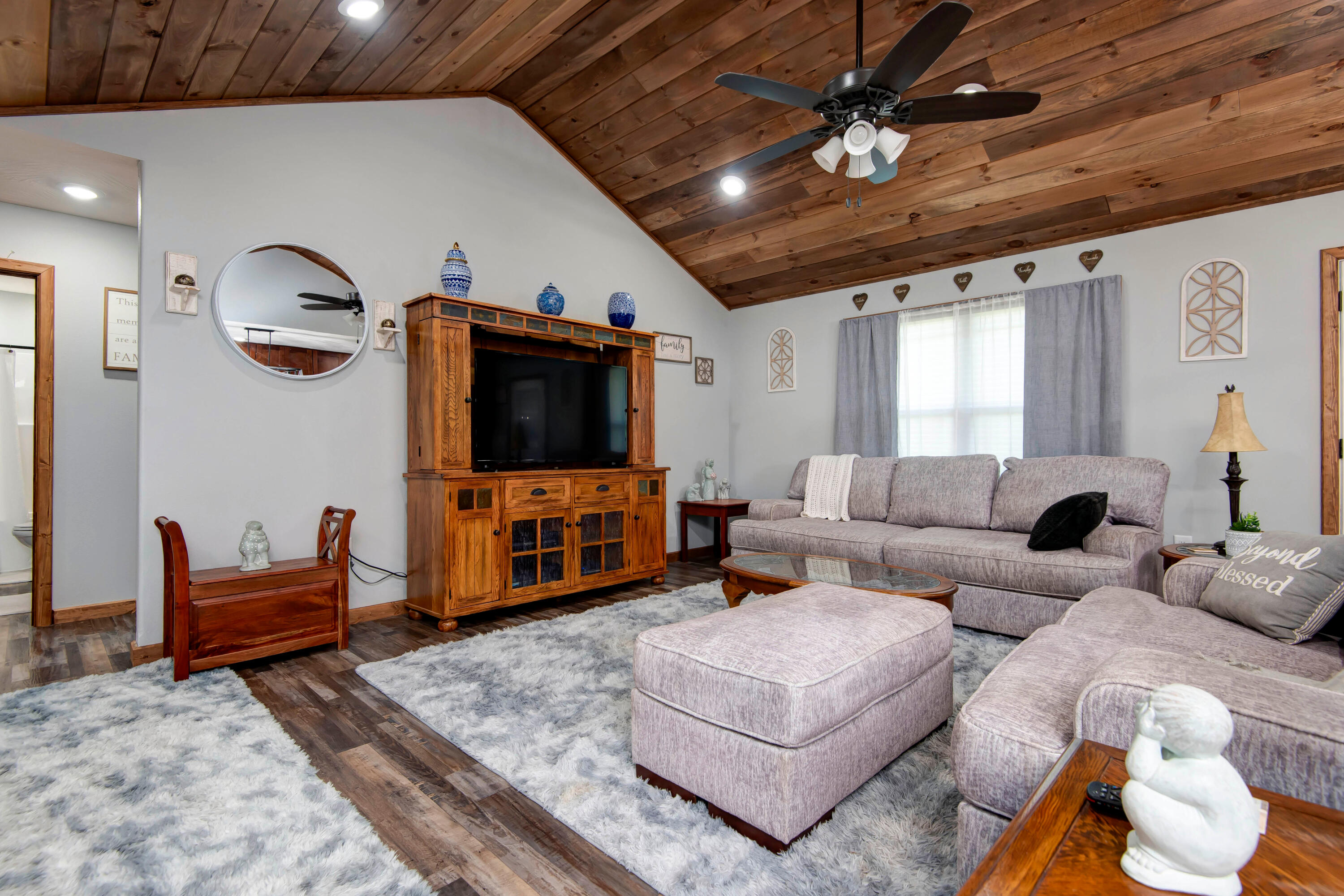 183 Sunshine Avenue Property Photo 7