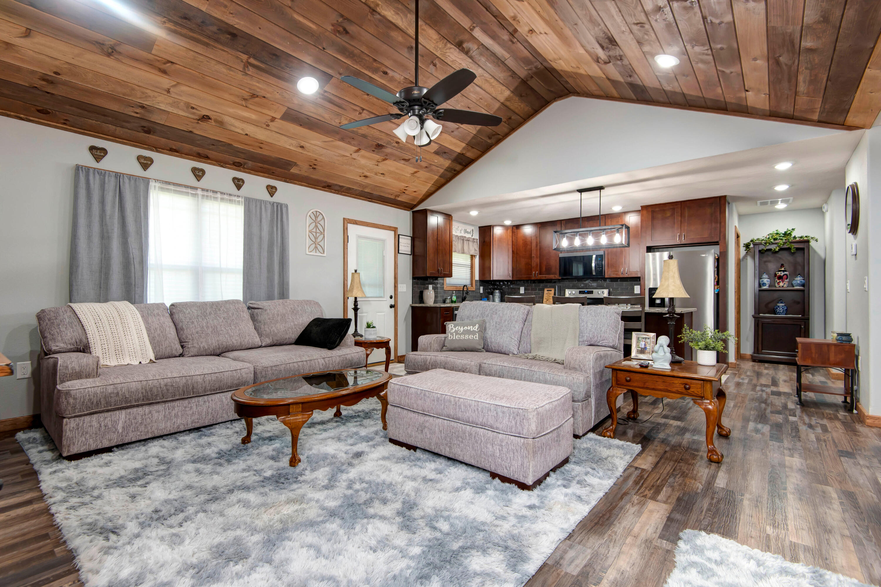 183 Sunshine Avenue Property Photo 8