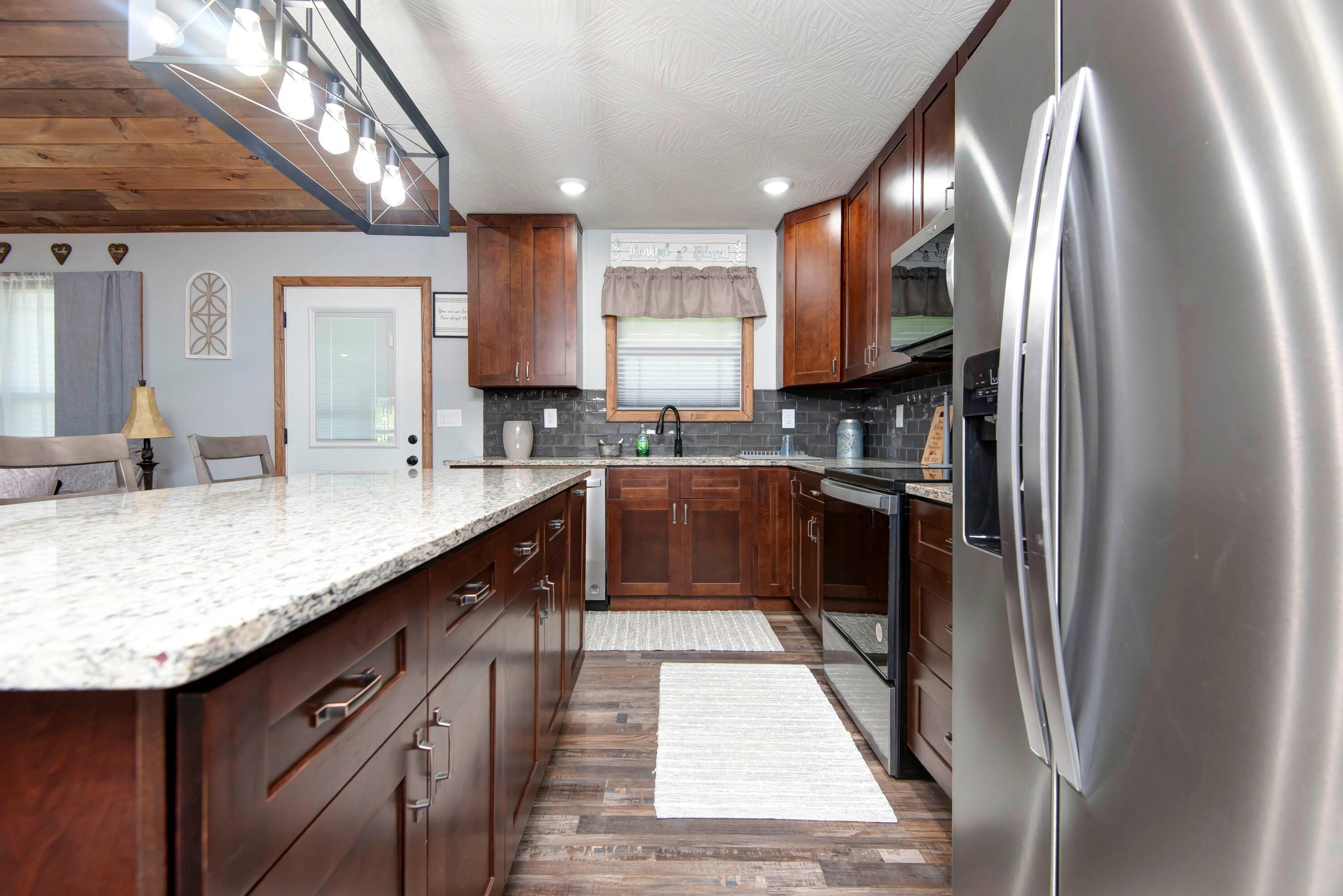 183 Sunshine Avenue Property Photo 10