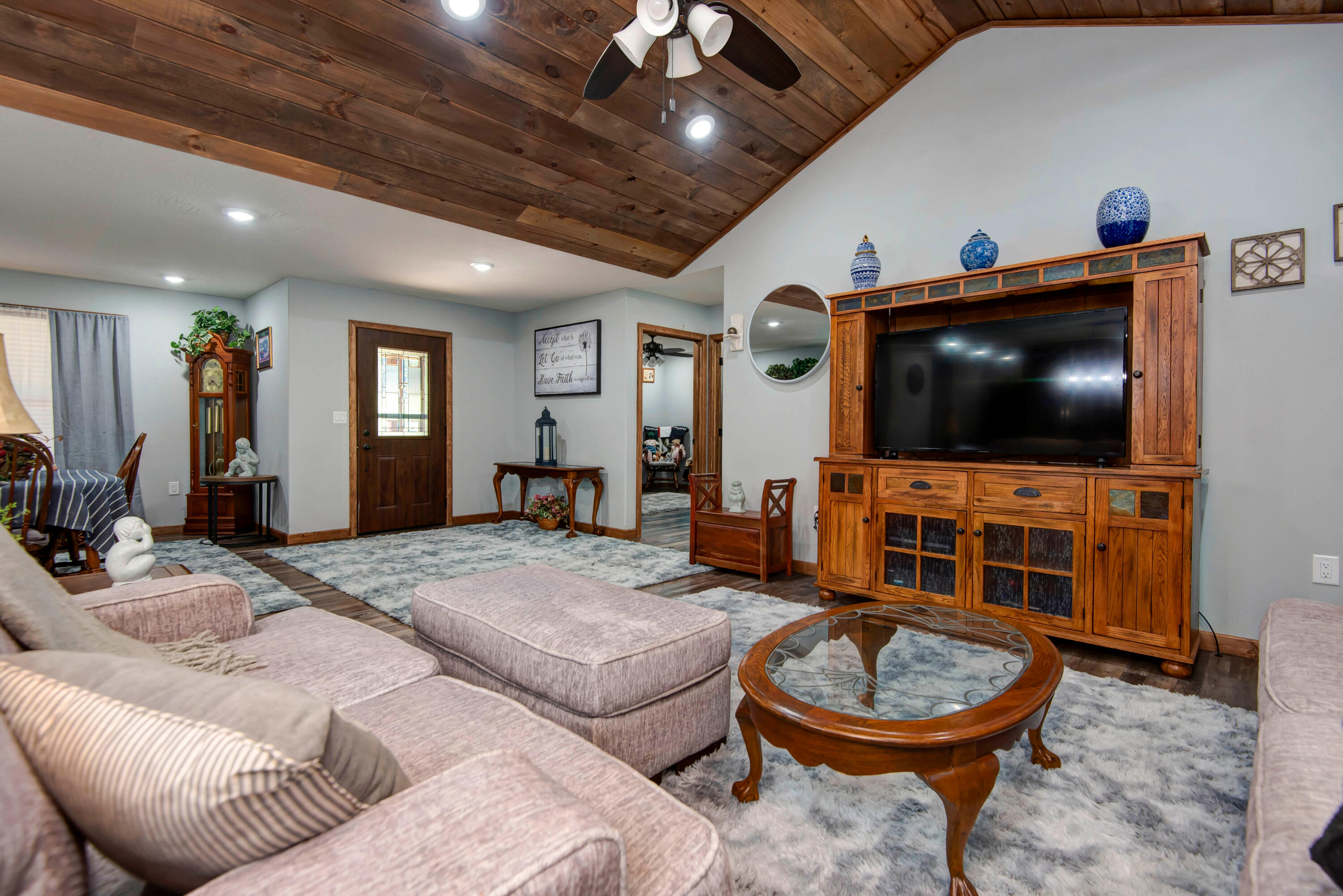 183 Sunshine Avenue Property Photo 14