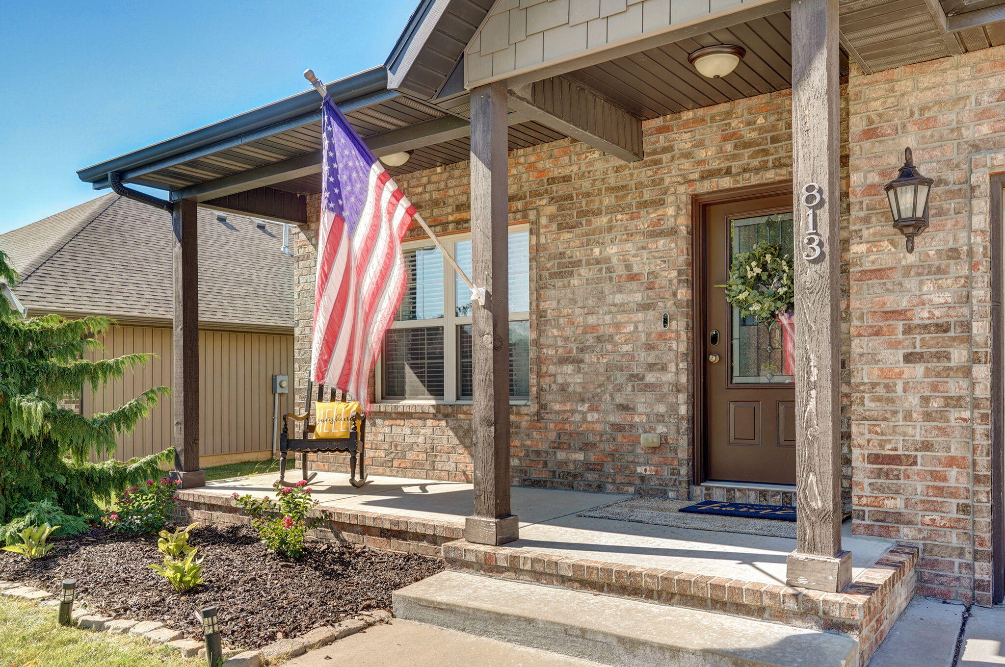 813 East Romeo Court Property Photo 4