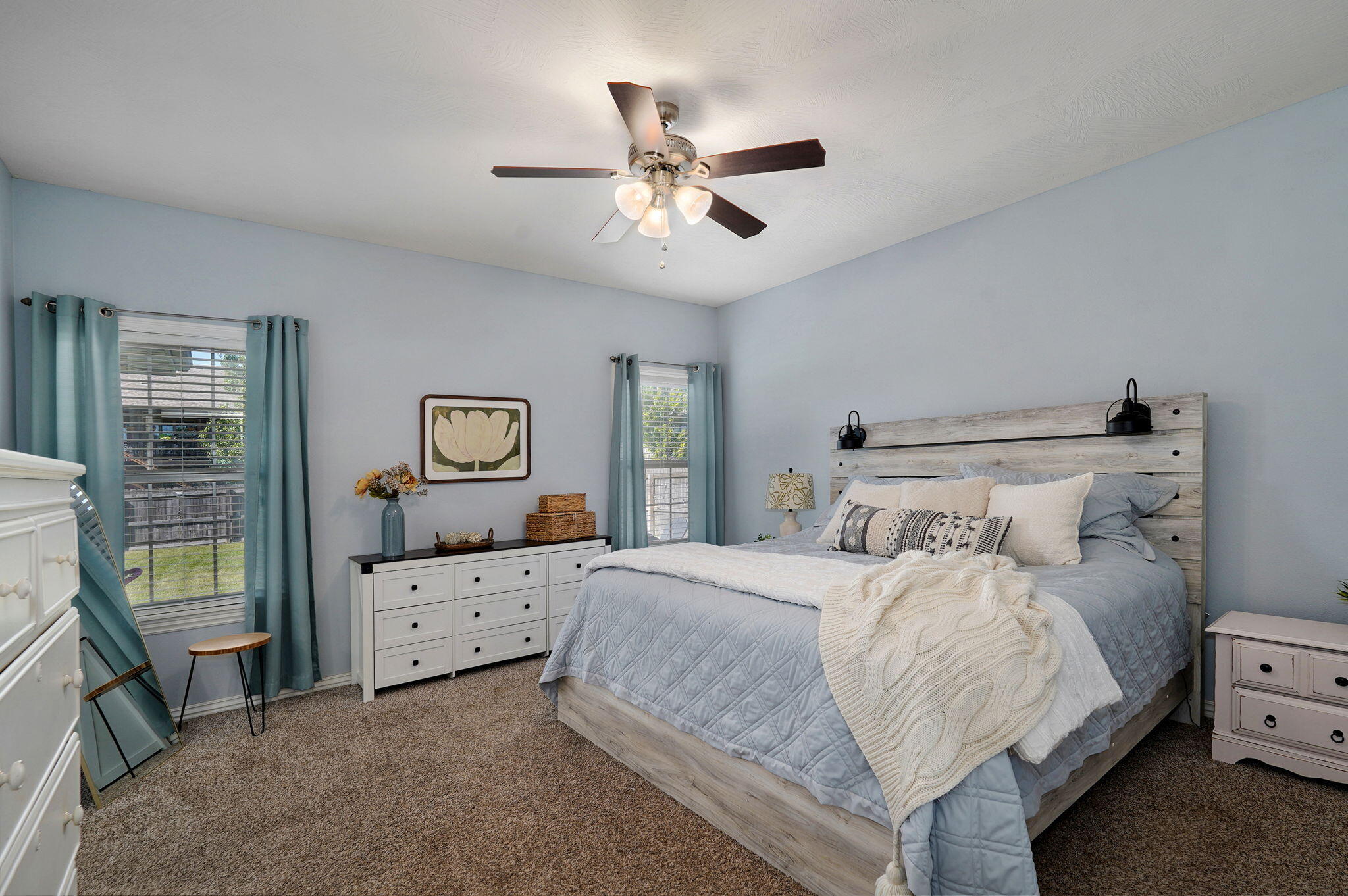 813 East Romeo Court Property Photo 18