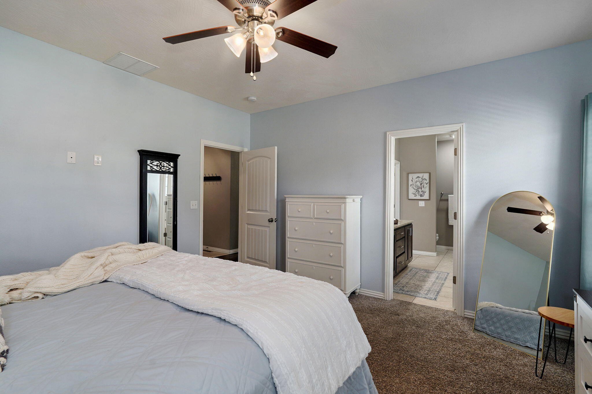 813 East Romeo Court Property Photo 19
