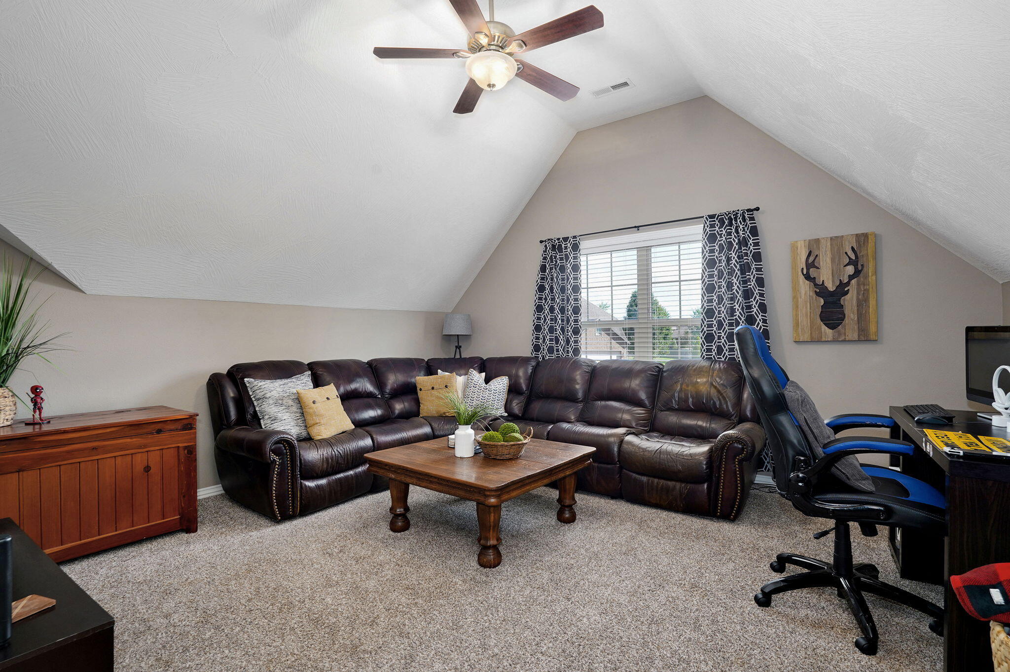 813 East Romeo Court Property Photo 31