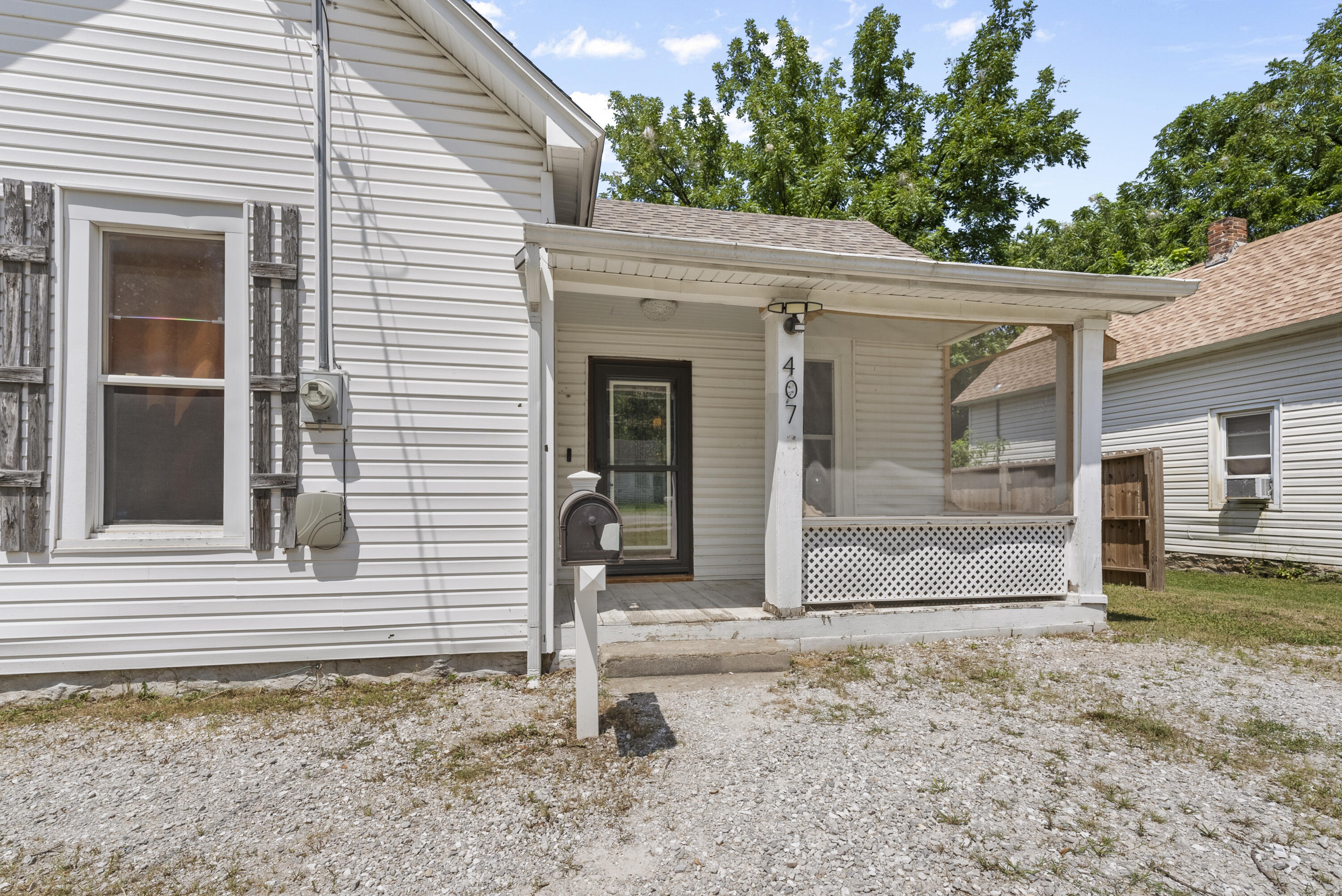 407 East Turner Street Property Photo 3