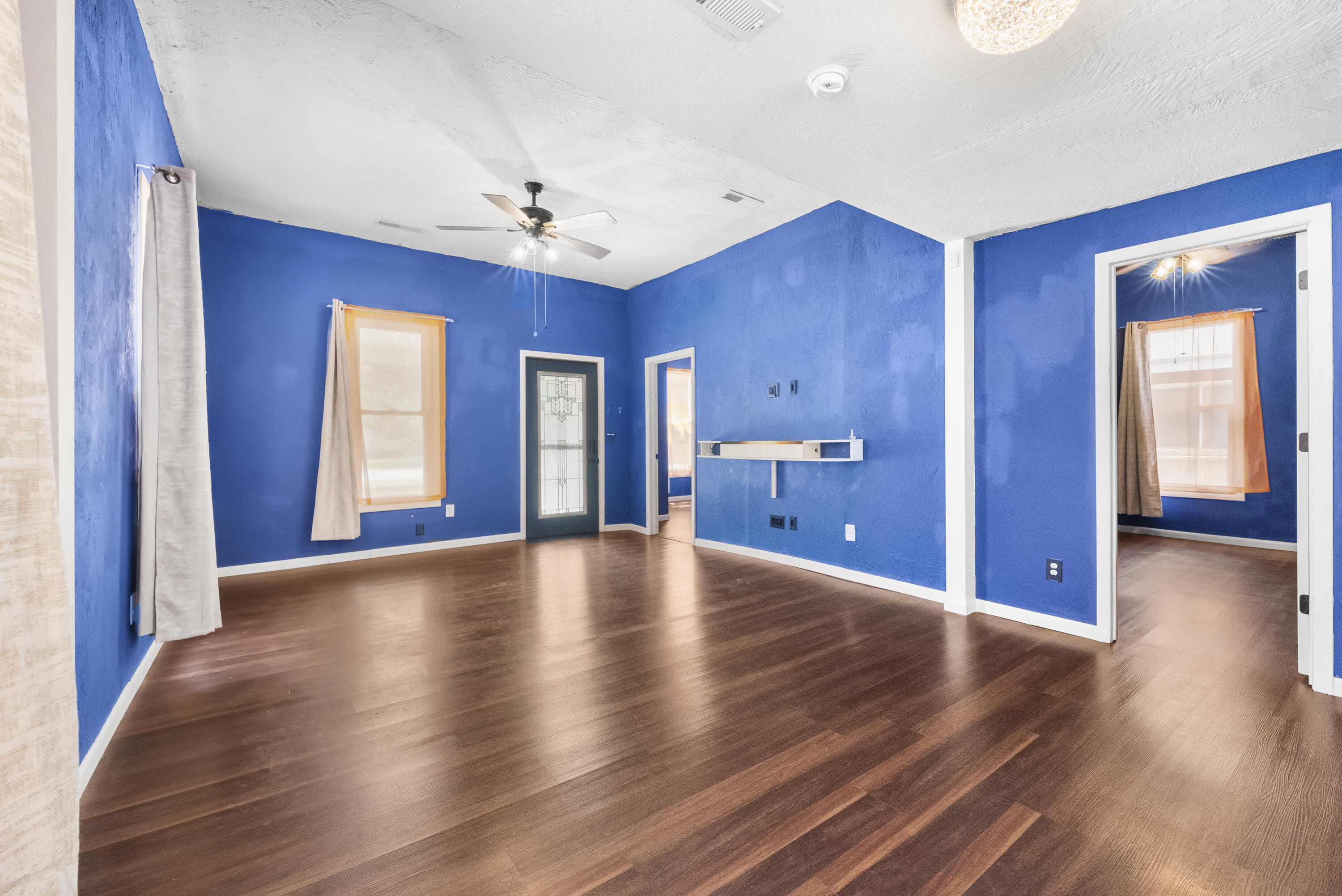 407 East Turner Street Property Photo 9