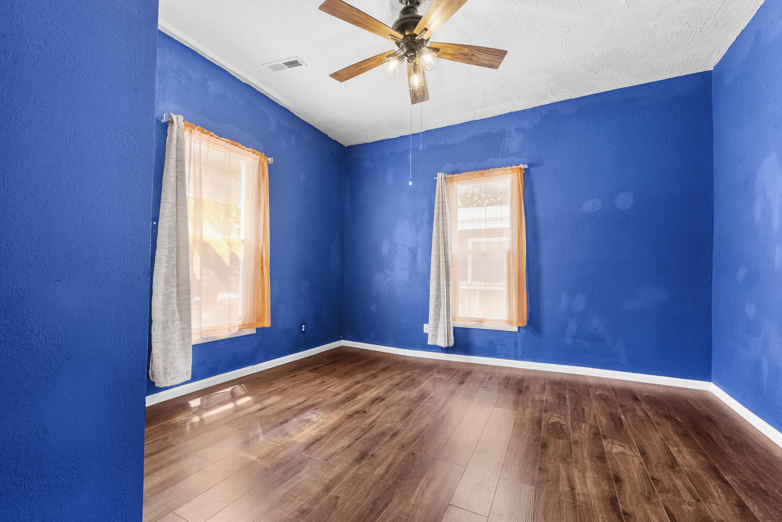 407 East Turner Street Property Photo 12