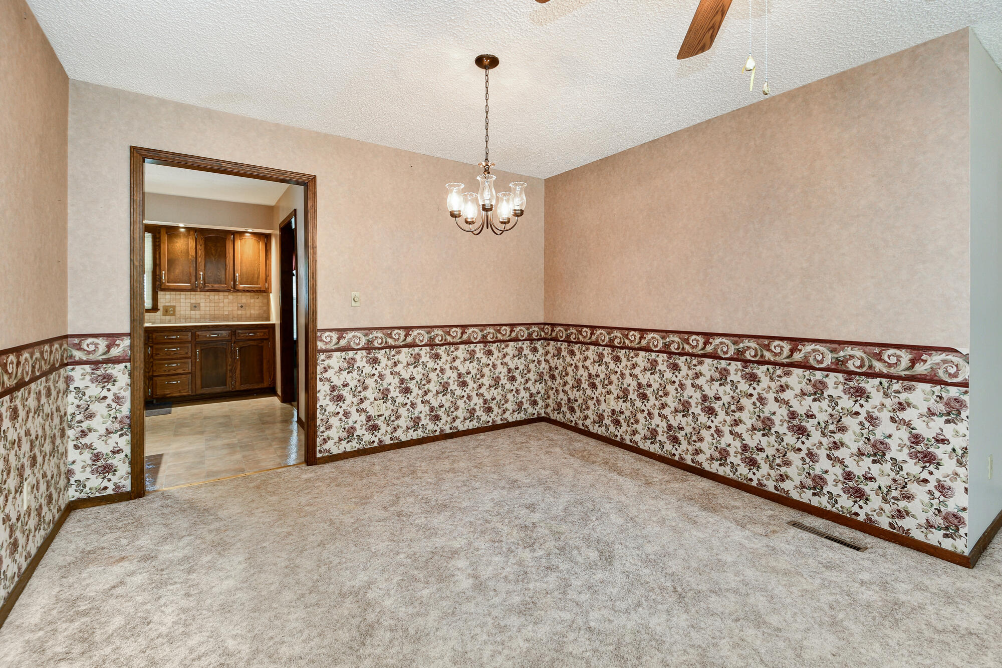 813 East Mentor Street Property Photo 14