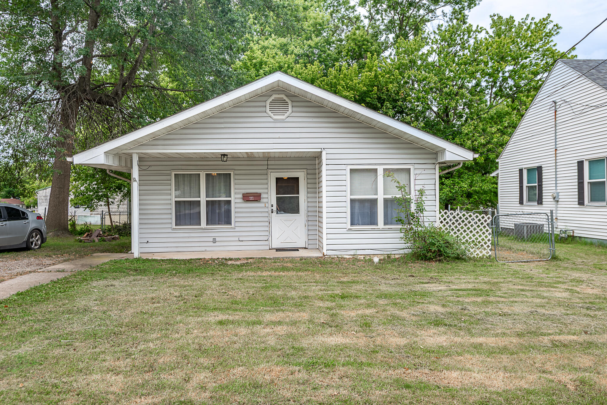 111 South Landrum Street Property Photo 2