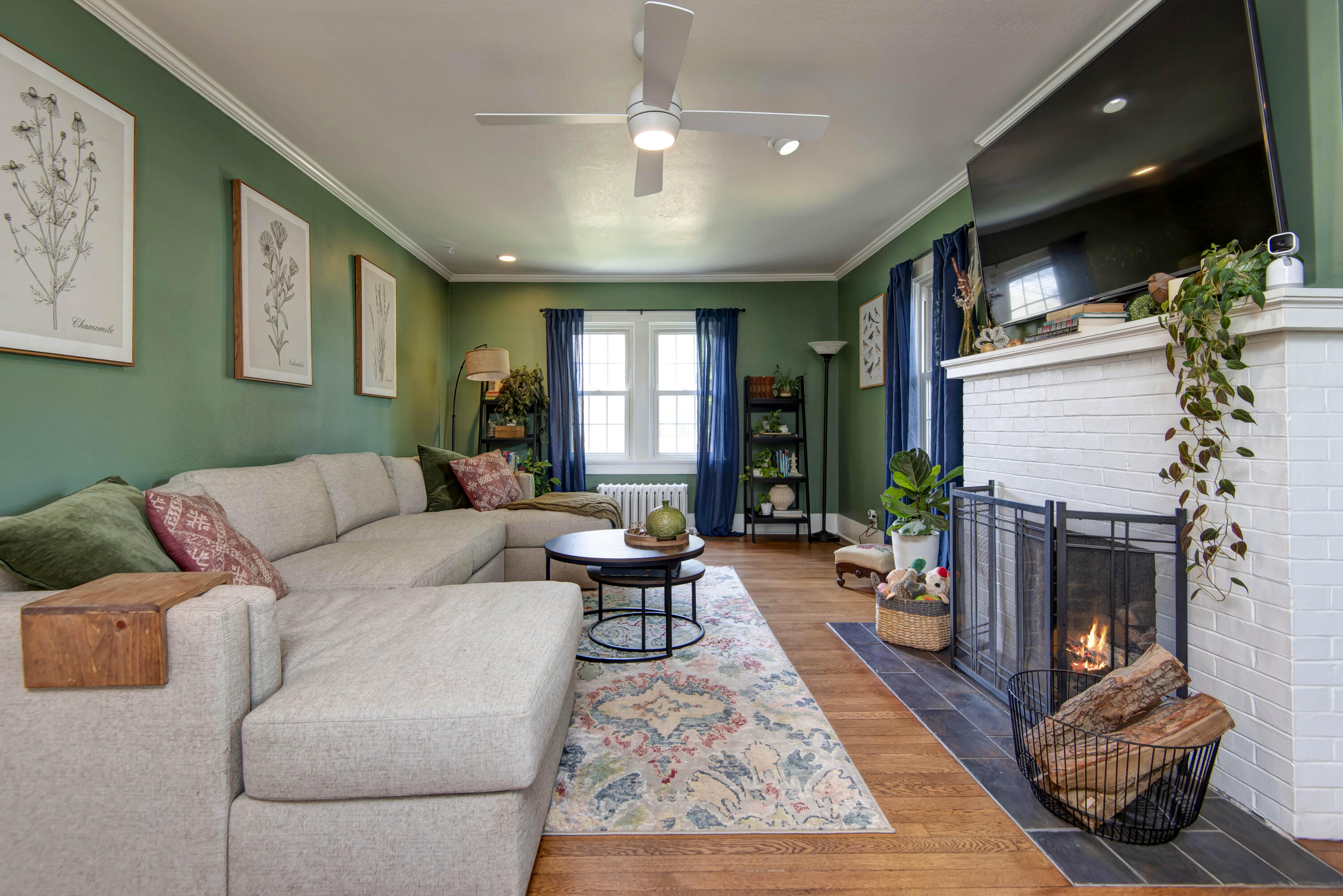 504 East Delmar Street Property Photo 17