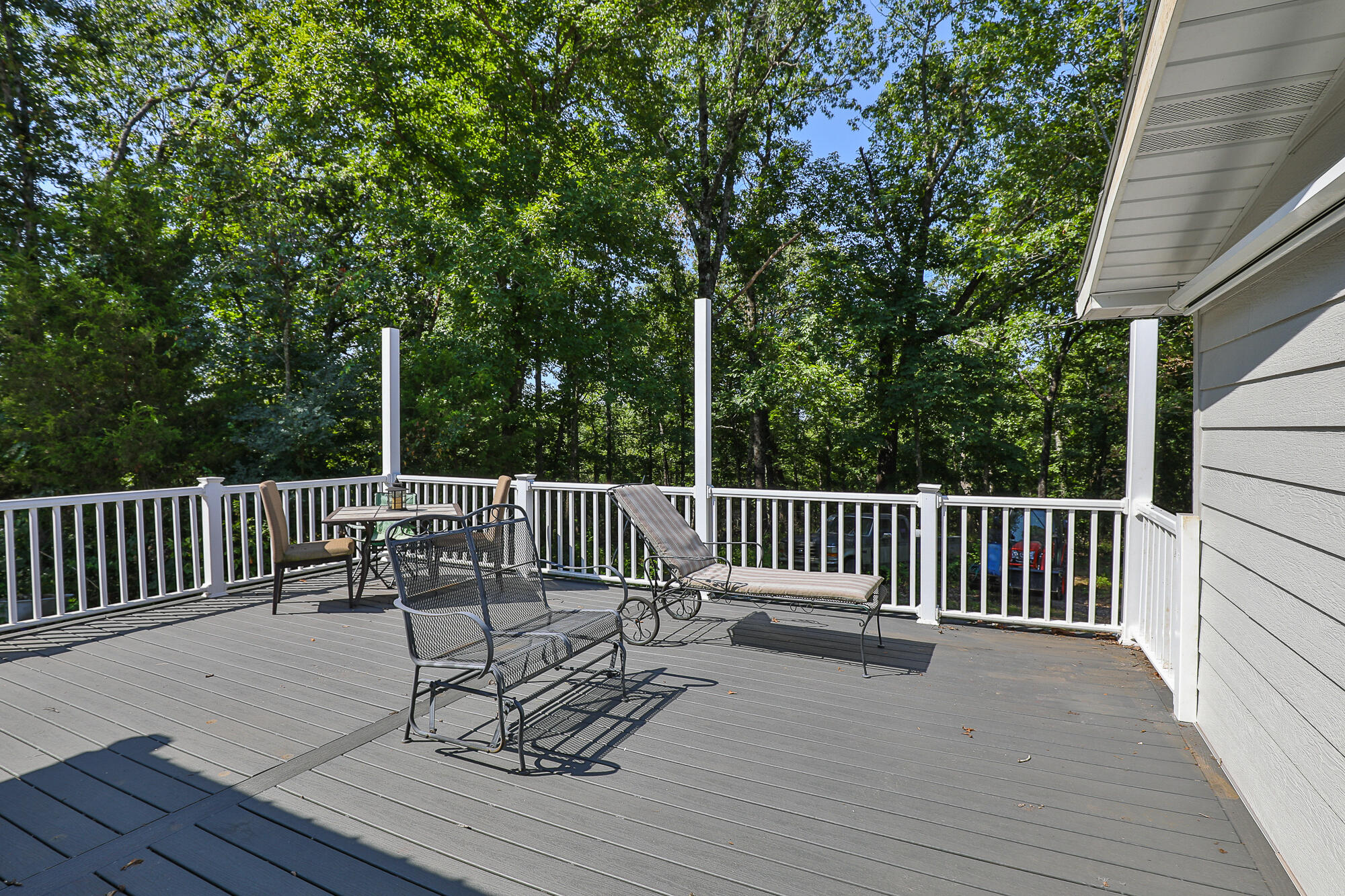 332 Rivermeade Property Photo 23