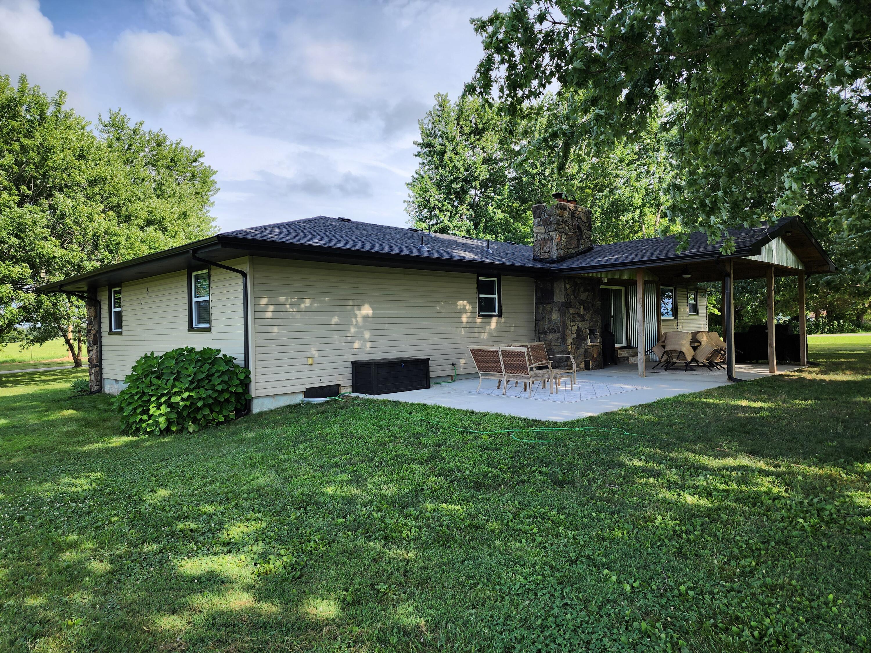 933 Porter Crossing Road Property Photo 41