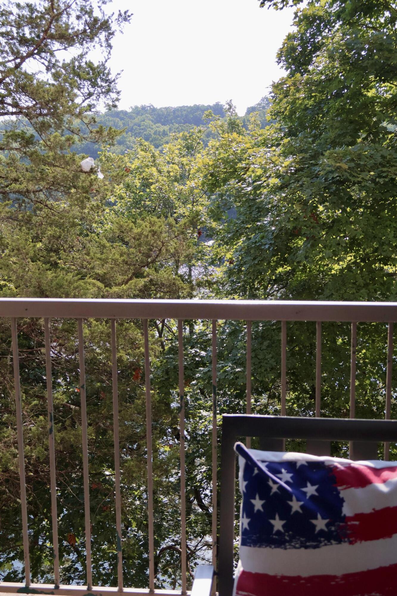802 Rocky Shore Terrace Property Photo 35