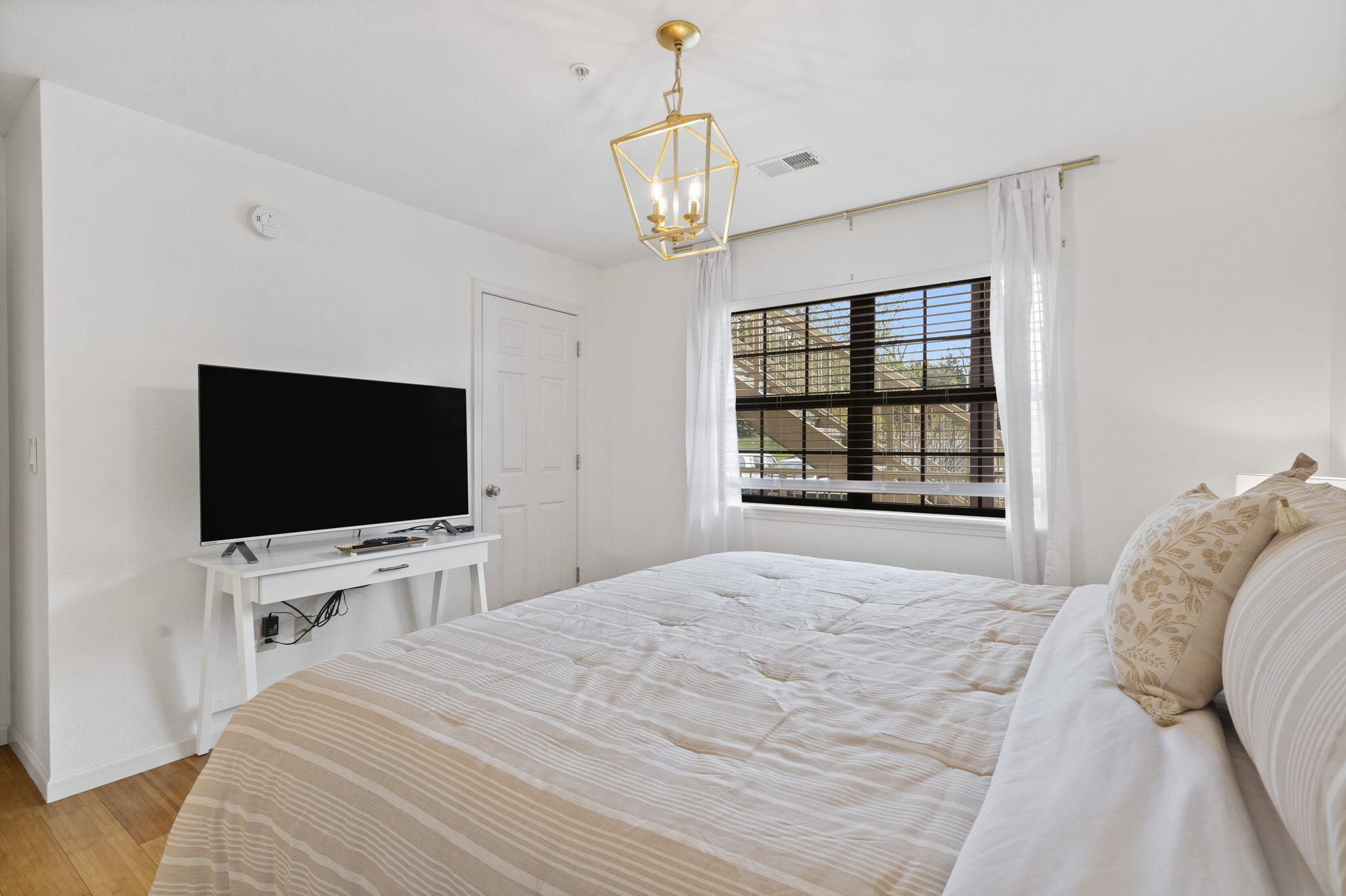 350 South Wildwood Drive Property Photo 20