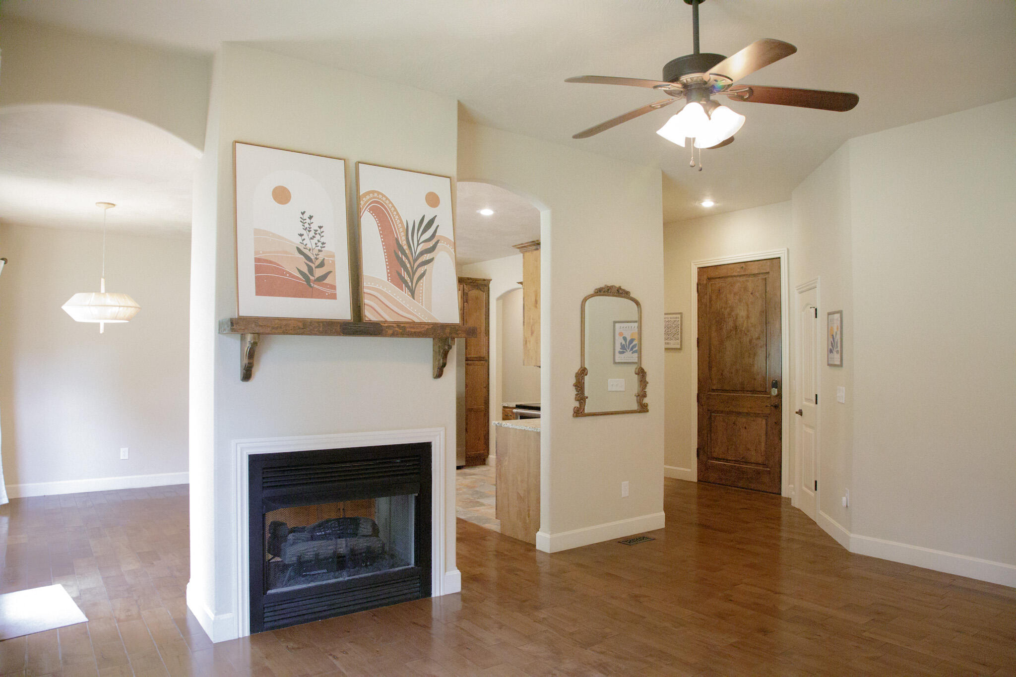5475 South Farm Road 141 Property Photo 8