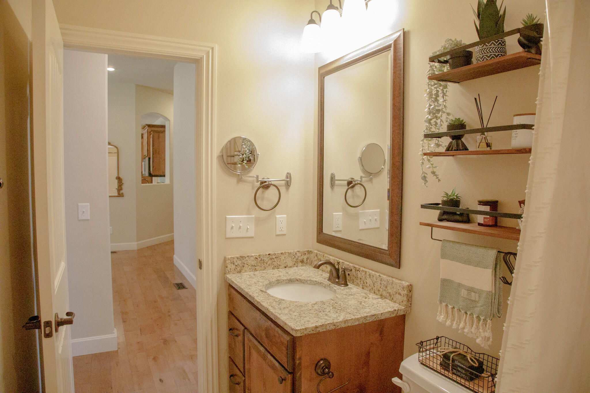 5475 South Farm Road 141 Property Photo 12
