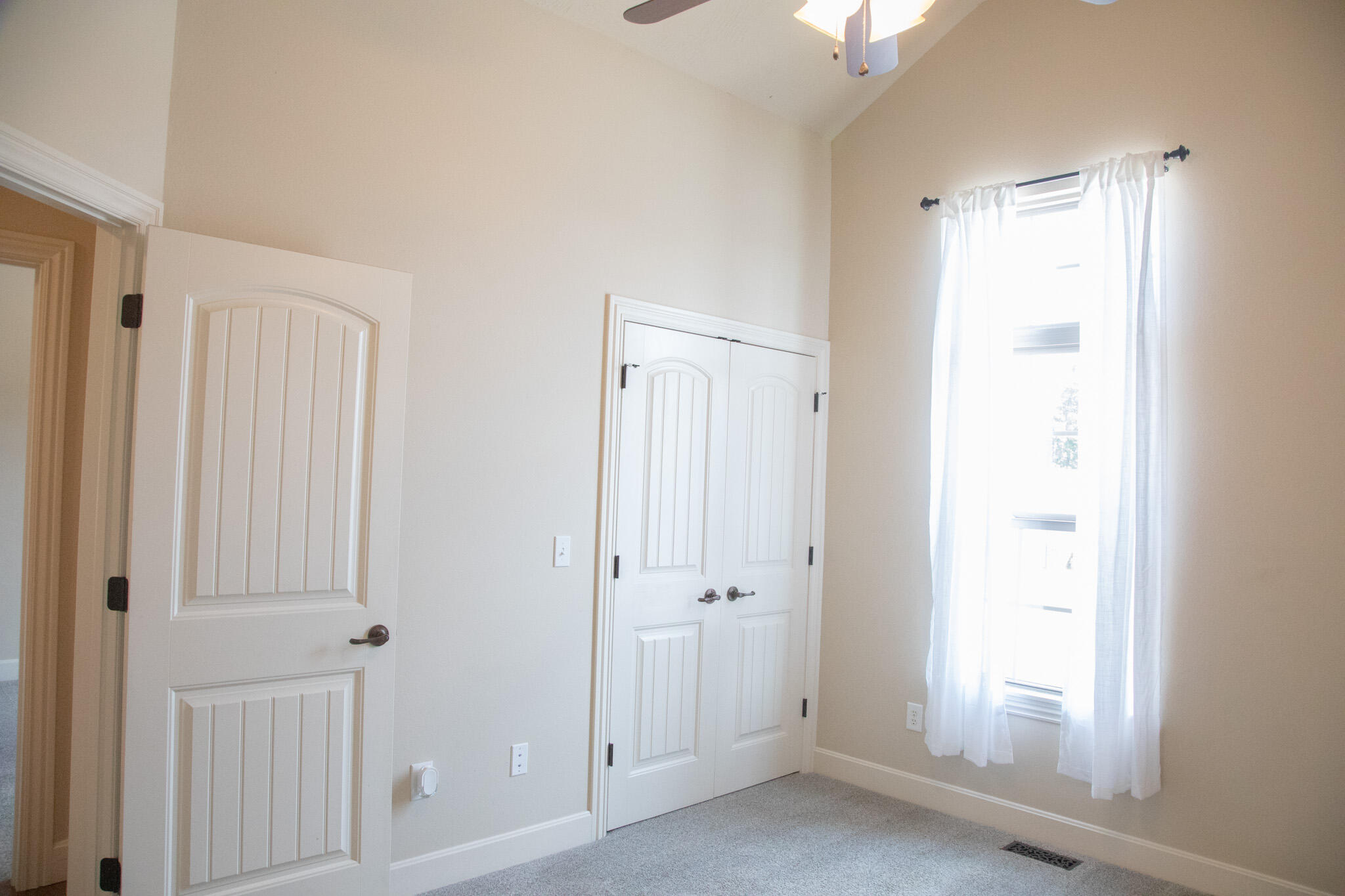 5475 South Farm Road 141 Property Photo 18