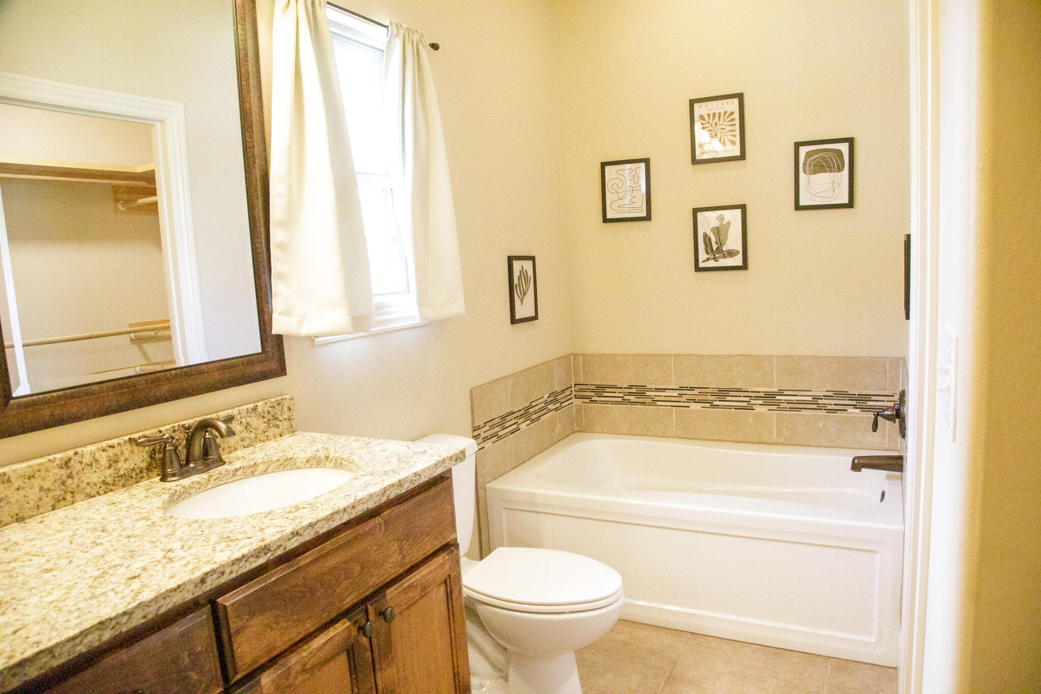 5475 South Farm Road 141 Property Photo 35