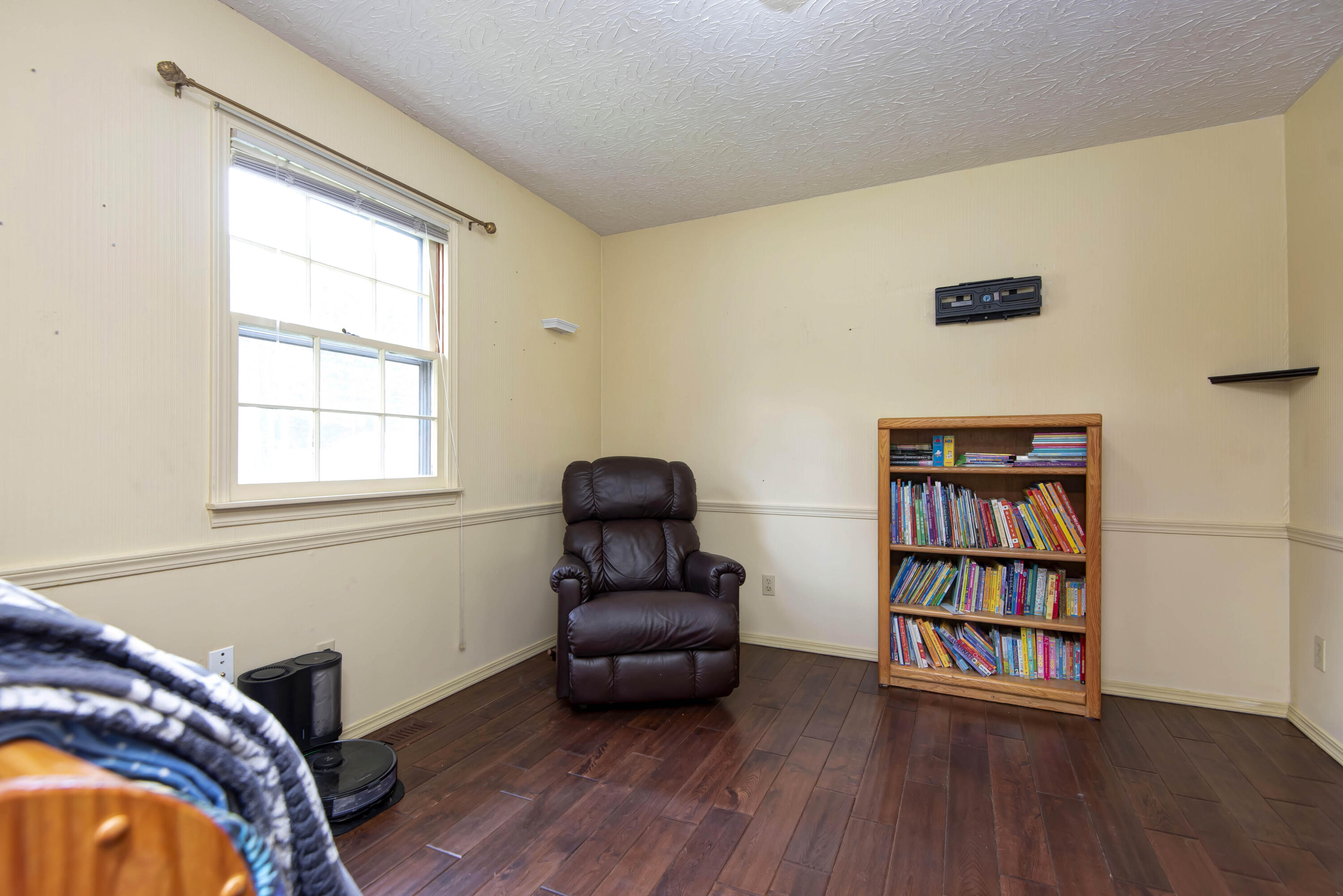 2125 East Meadow Property Photo 7