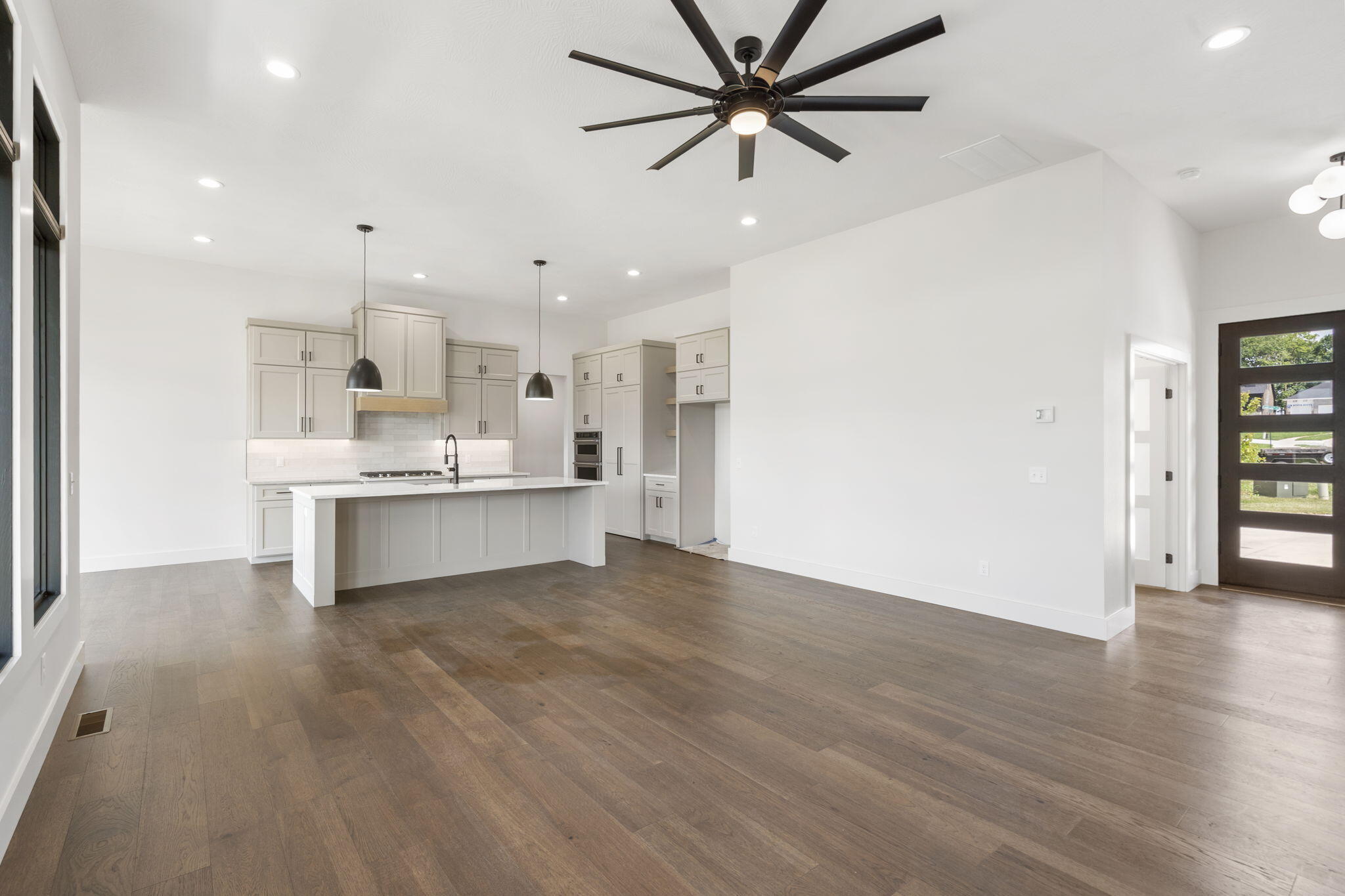 2025 North Unbridled Court Property Photo 3