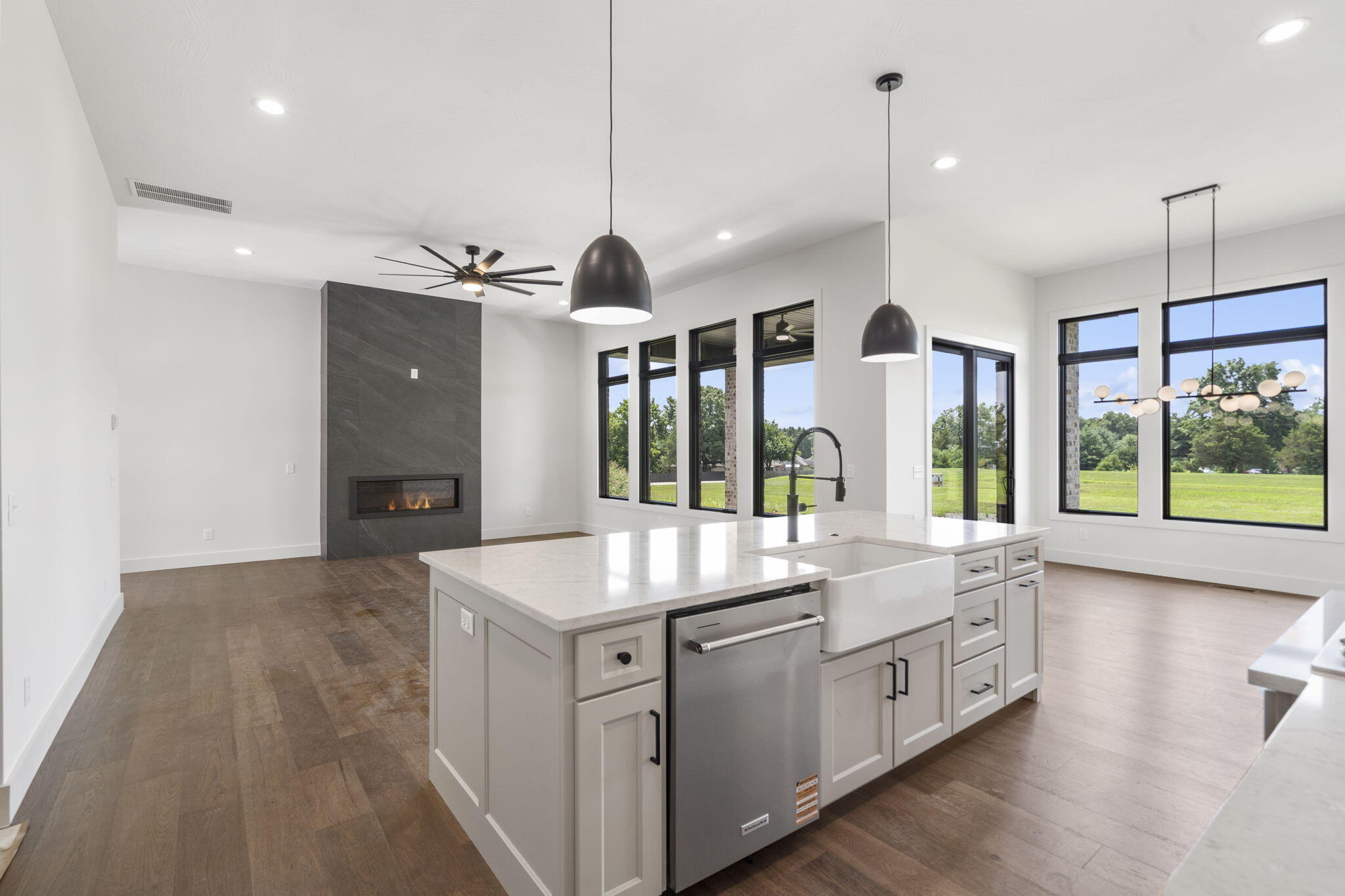 2025 North Unbridled Court Property Photo 8