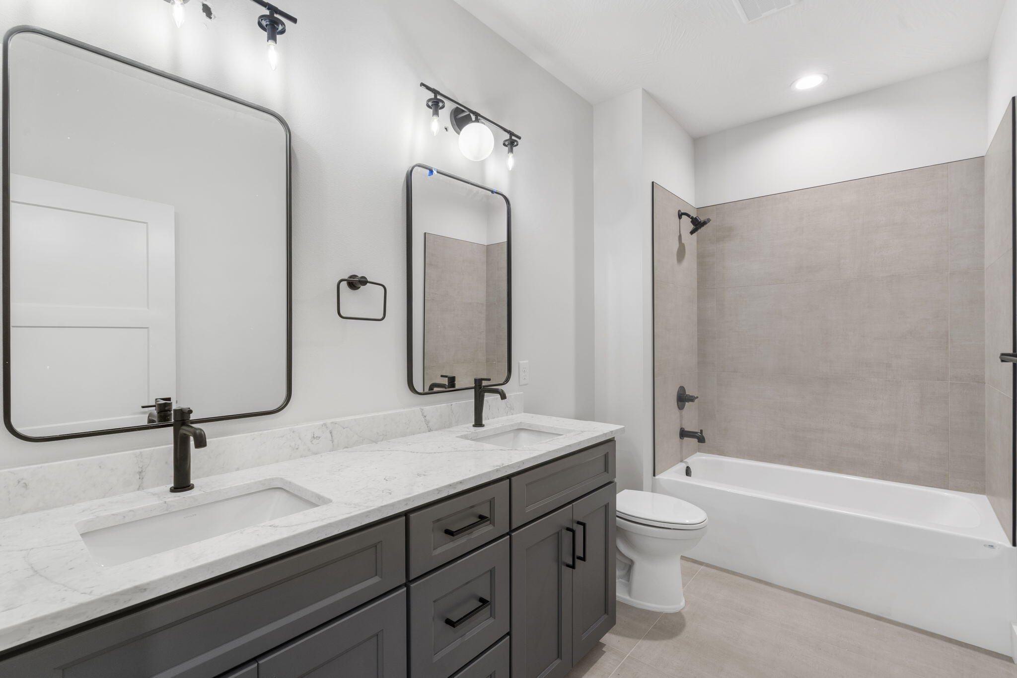 2025 North Unbridled Court Property Photo 19