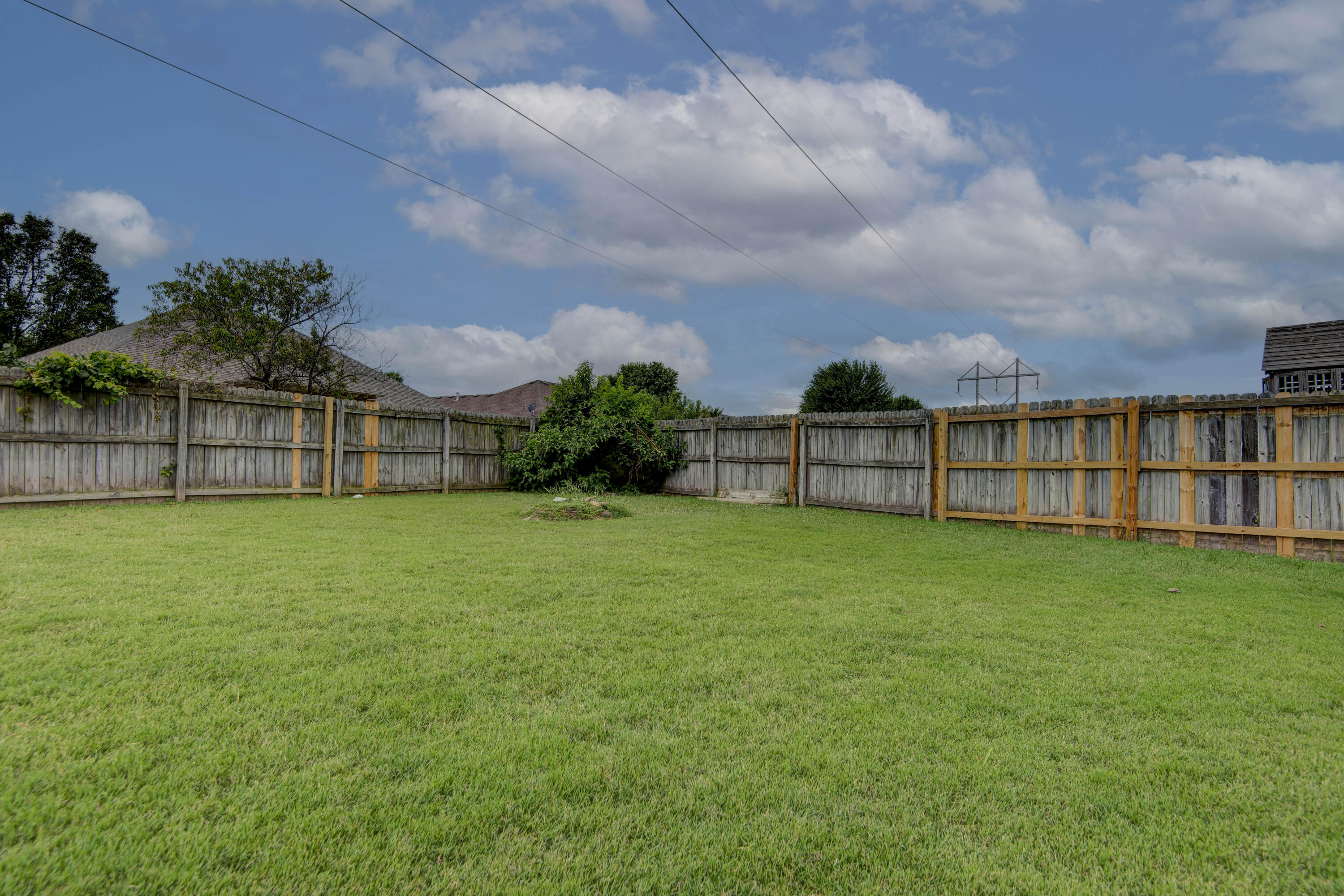 3984 West Edgewood Street Property Photo 27