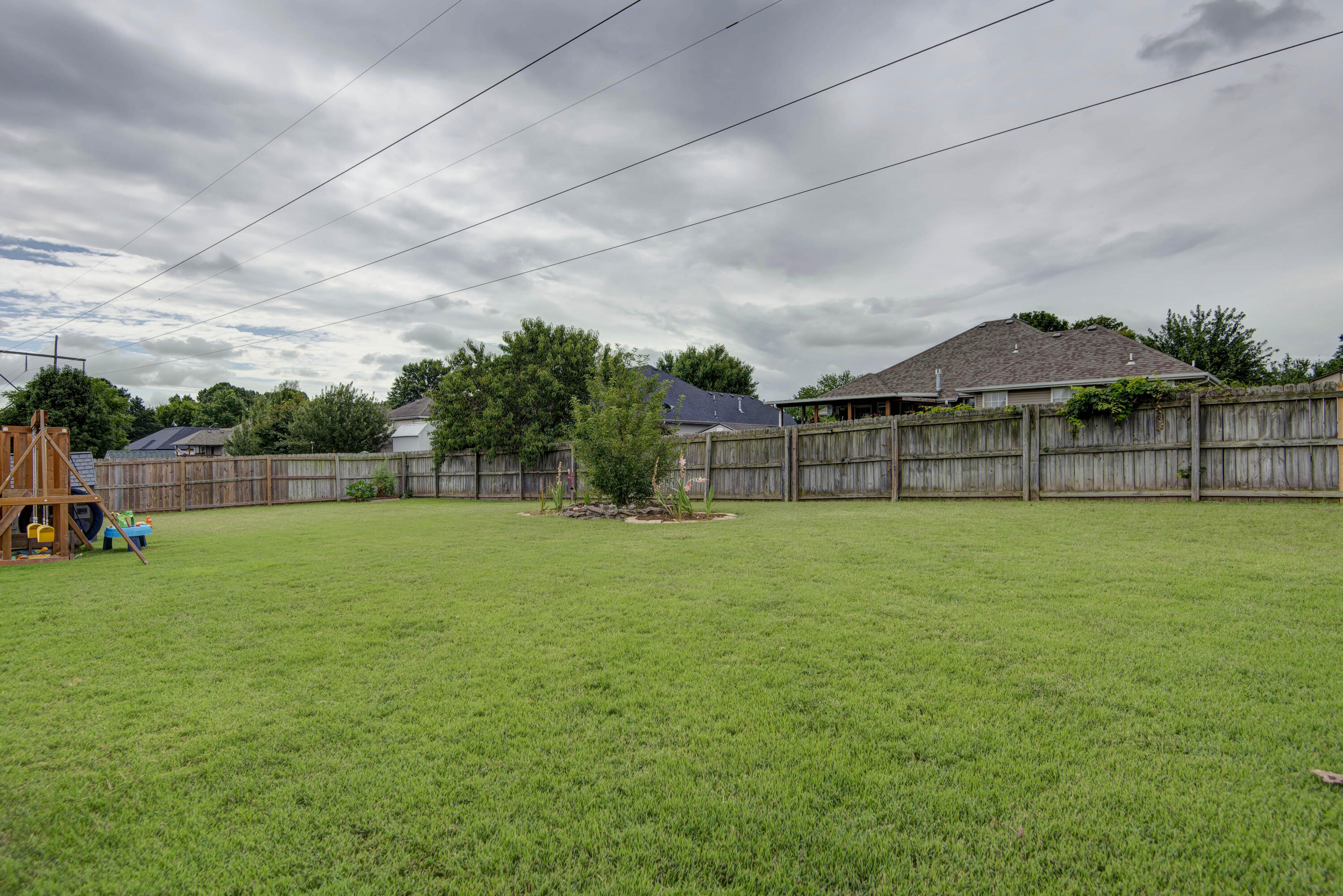 3984 West Edgewood Street Property Photo 28