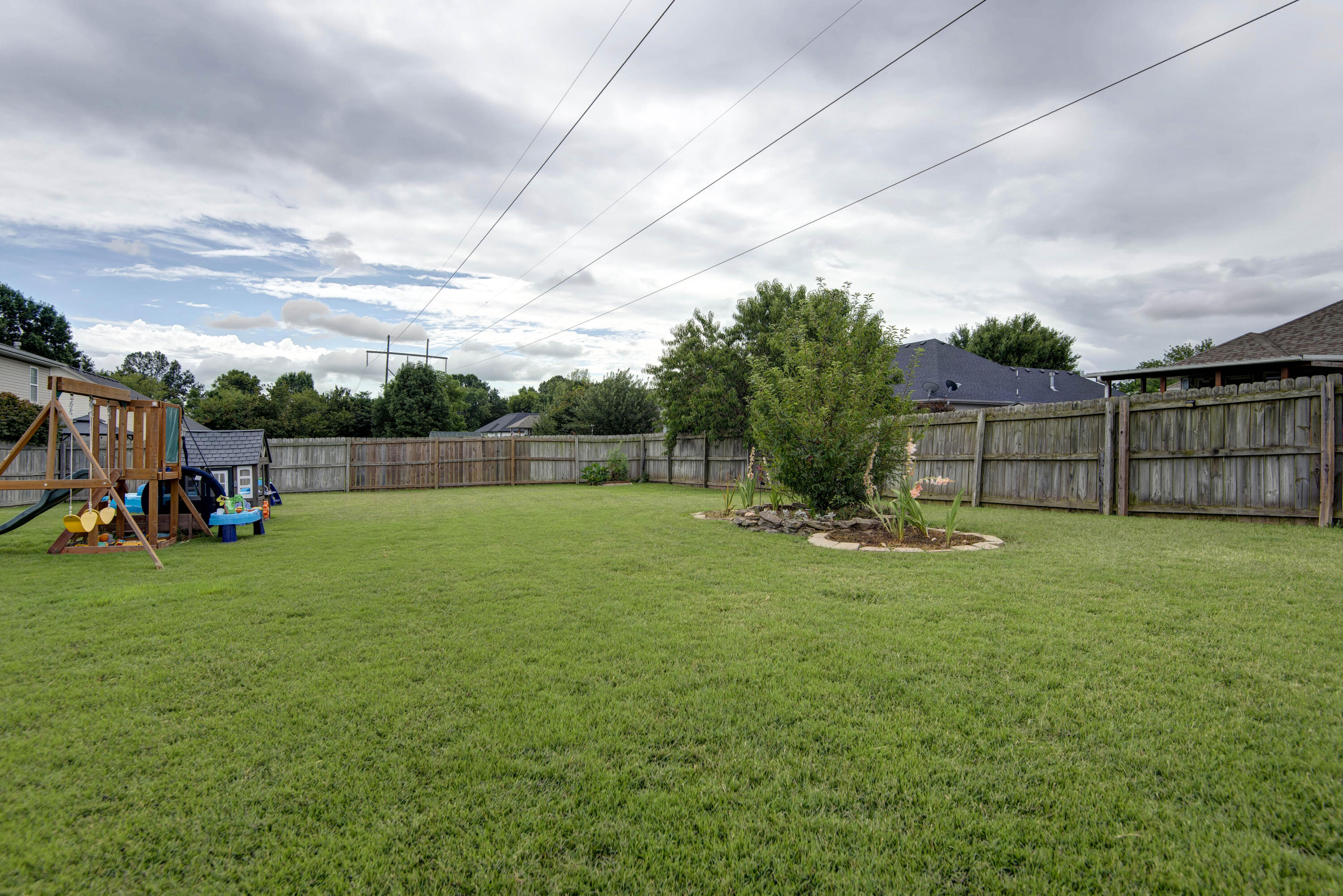 3984 West Edgewood Street Property Photo 29