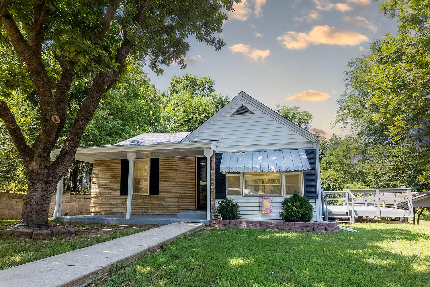 855 Archer Street Property Photo 1