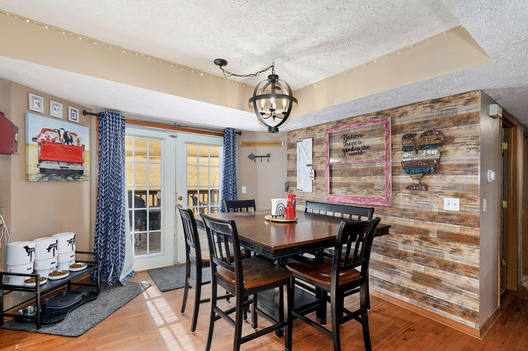 5361 South Aaron Avenue Property Photo 6