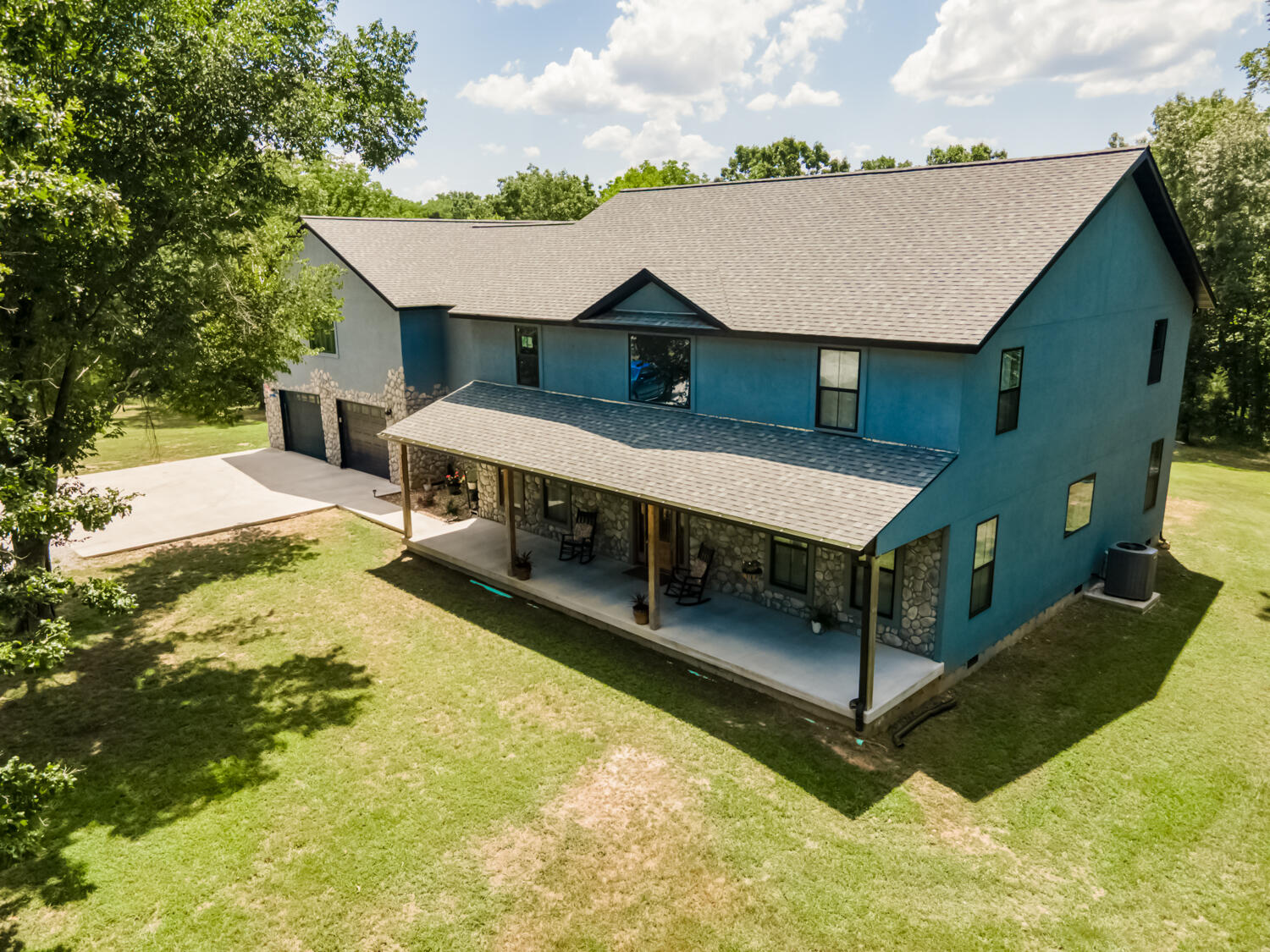 11279 Holly Road Property Photo 1