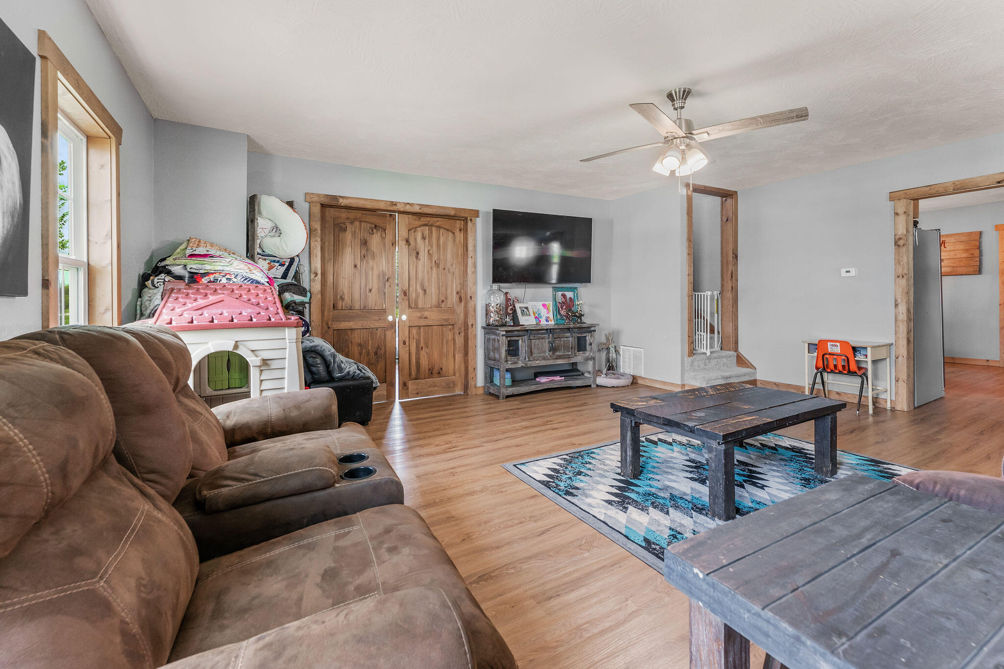 1311 West Clinton Avenue Property Photo 4