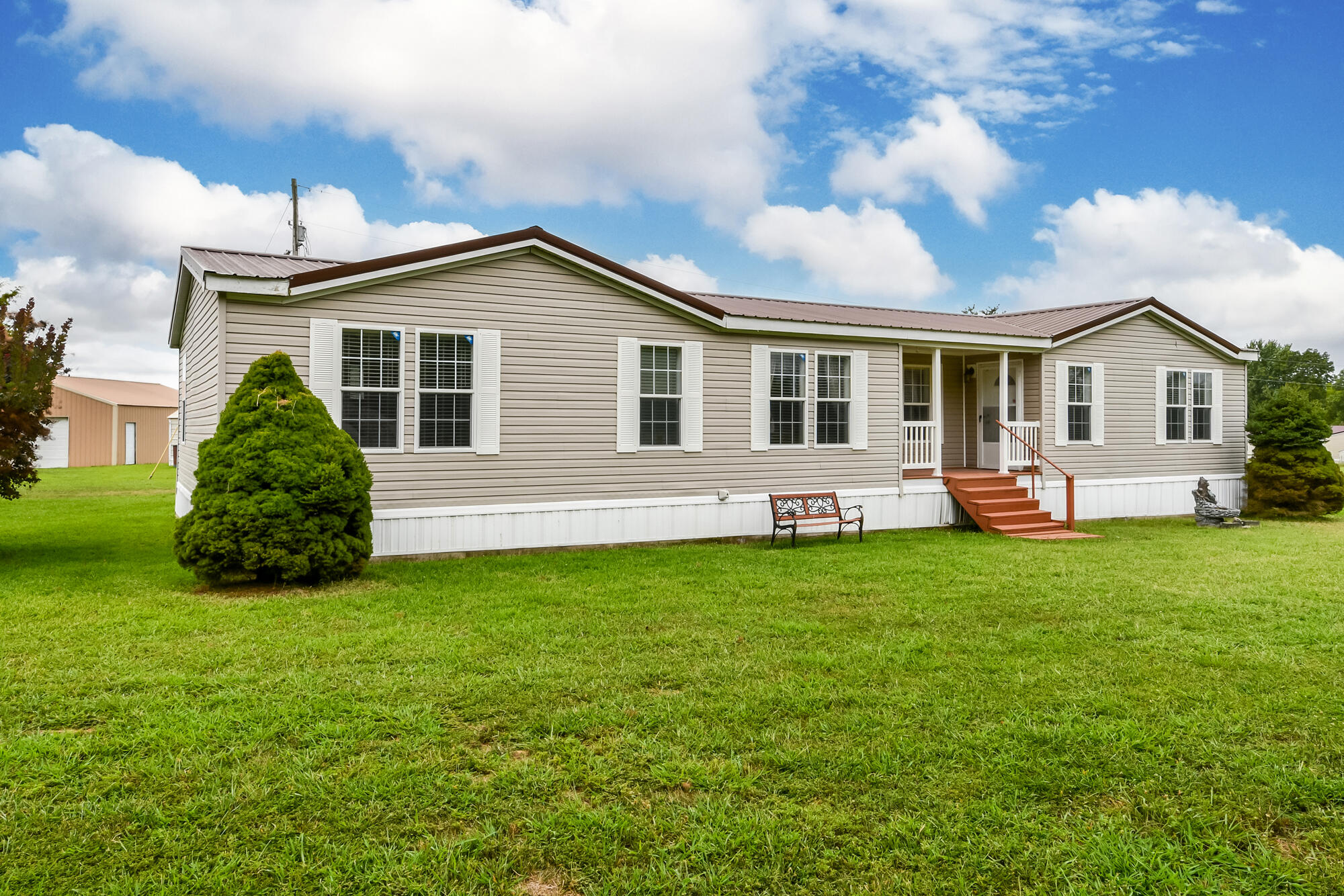 196 State Road Tt Property Photo 1