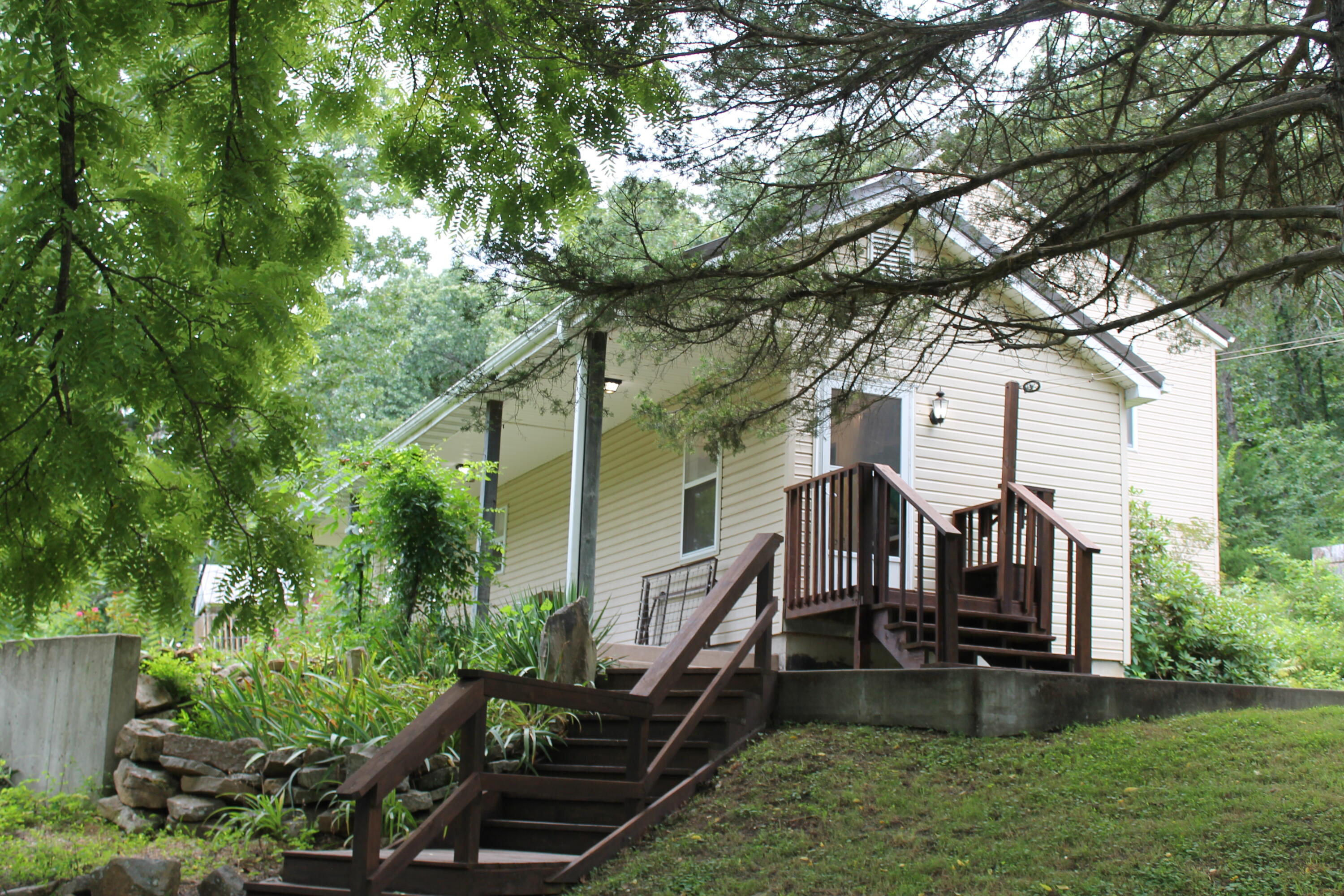 1721 Matney Hollow Road Property Photo 1