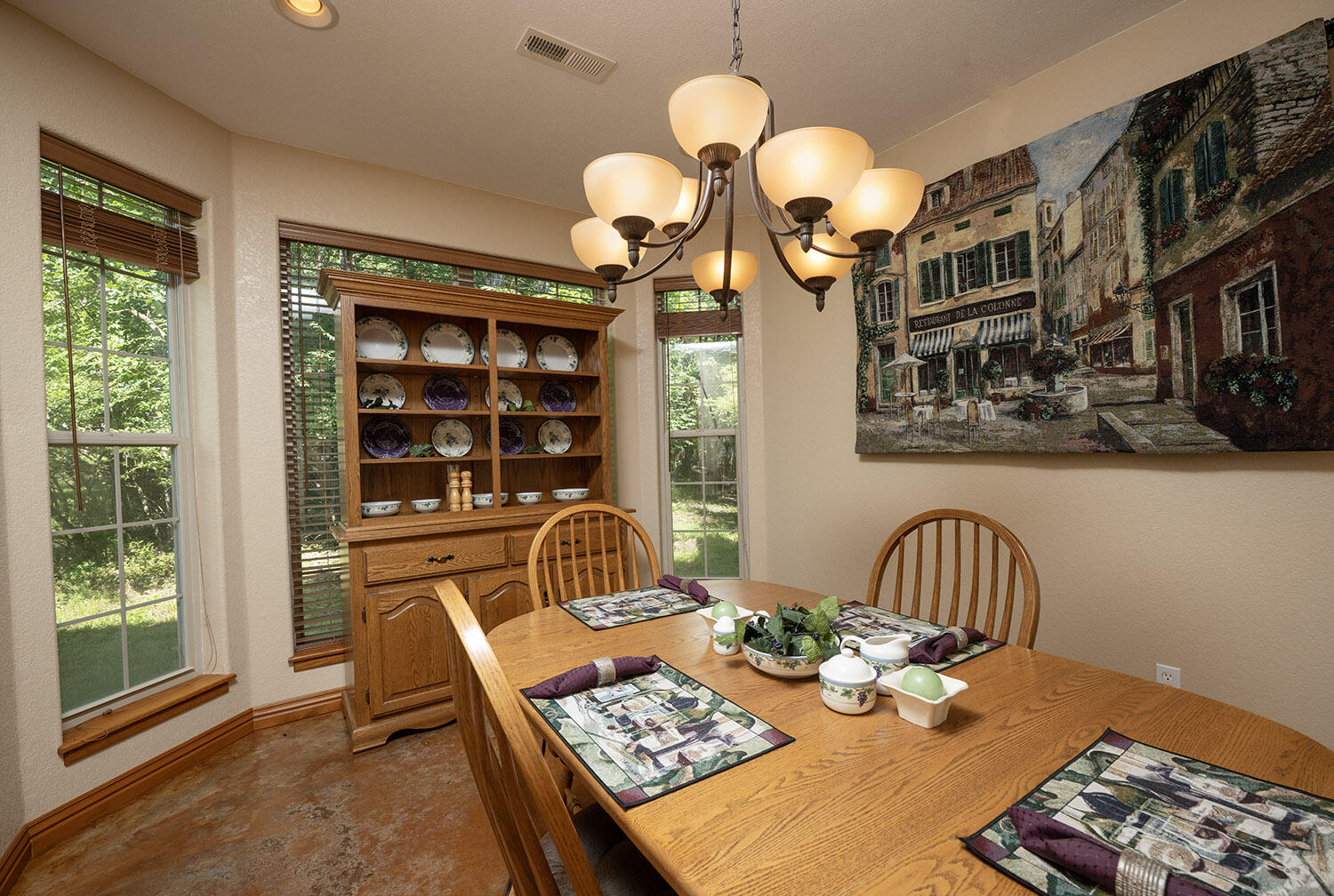 1318 Oakwood Drive Property Photo 11