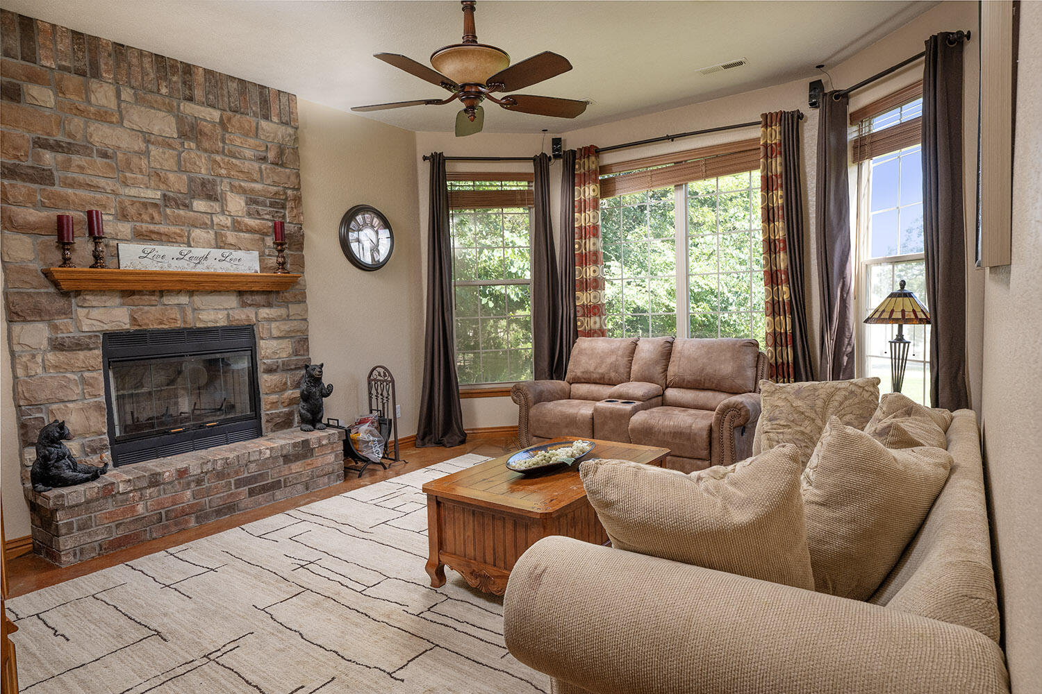 1318 Oakwood Drive Property Photo 13