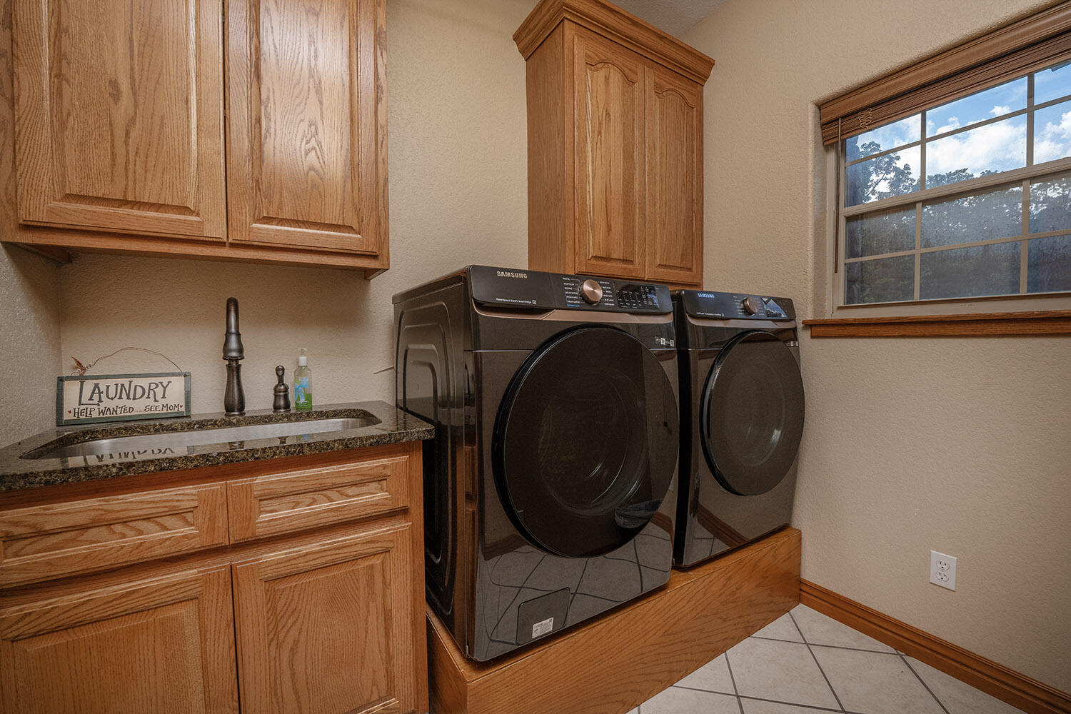 1318 Oakwood Drive Property Photo 52