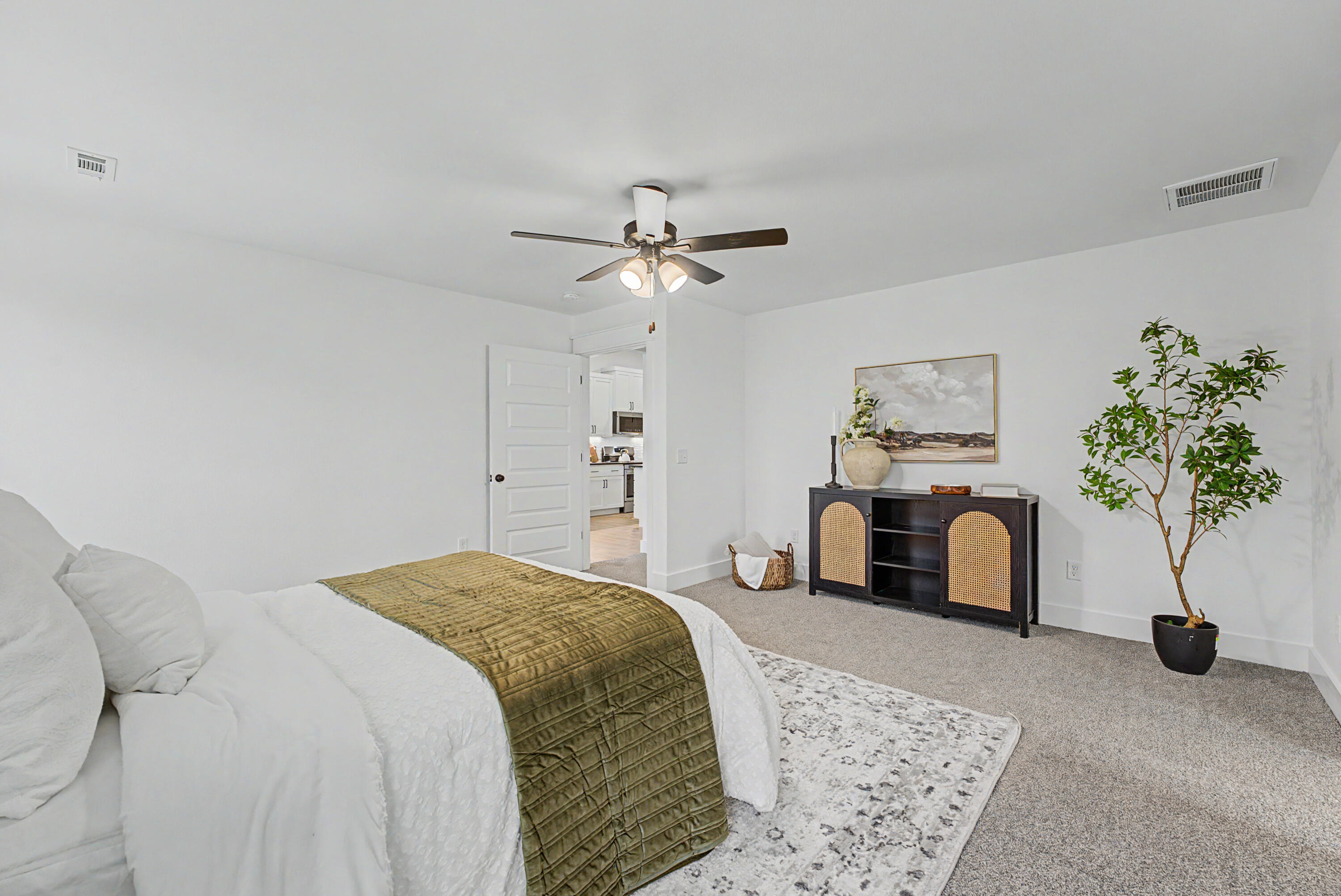 1107 West Jay Street Property Photo 18
