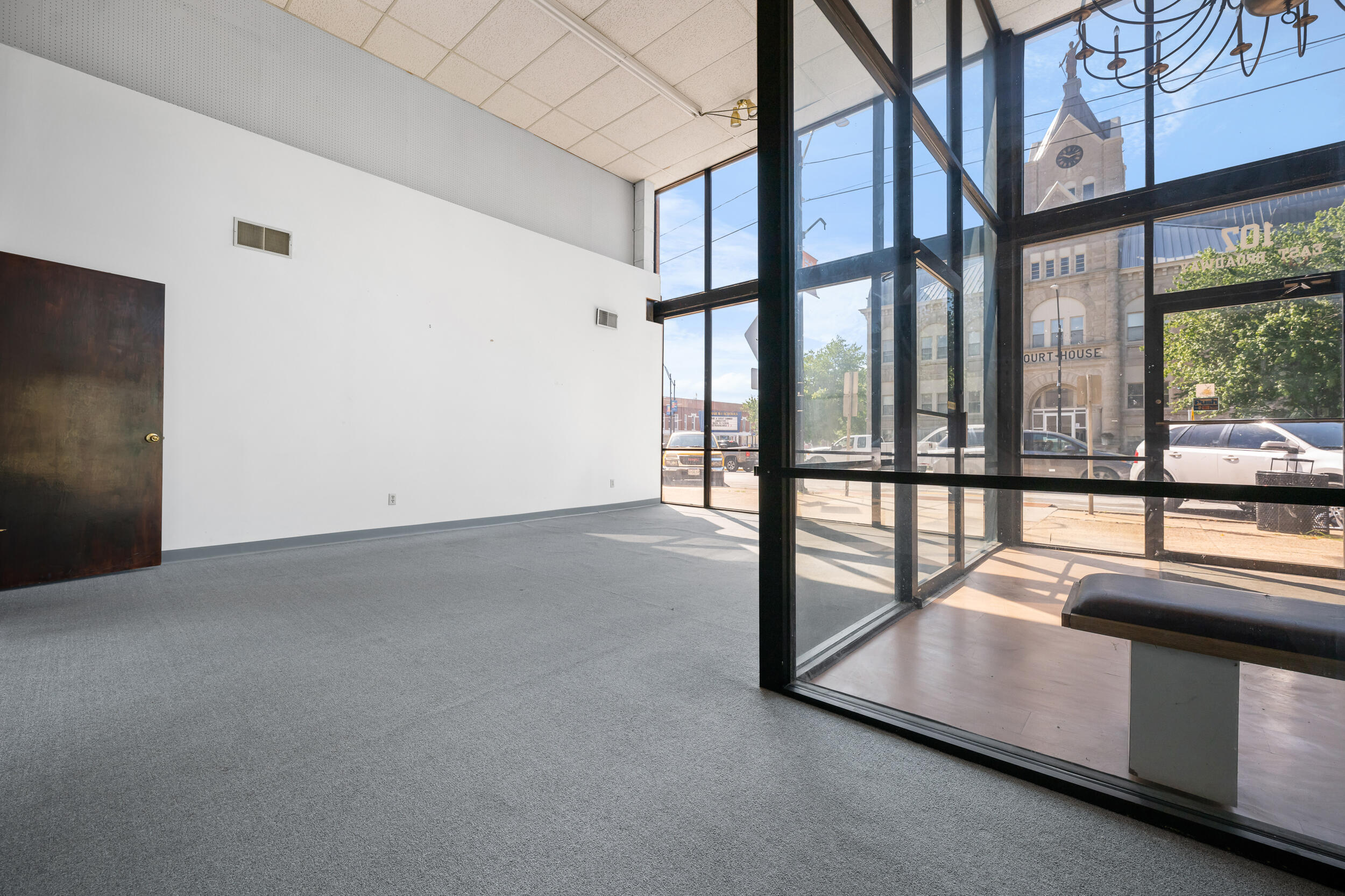 107 East Broadway Street Property Photo 5