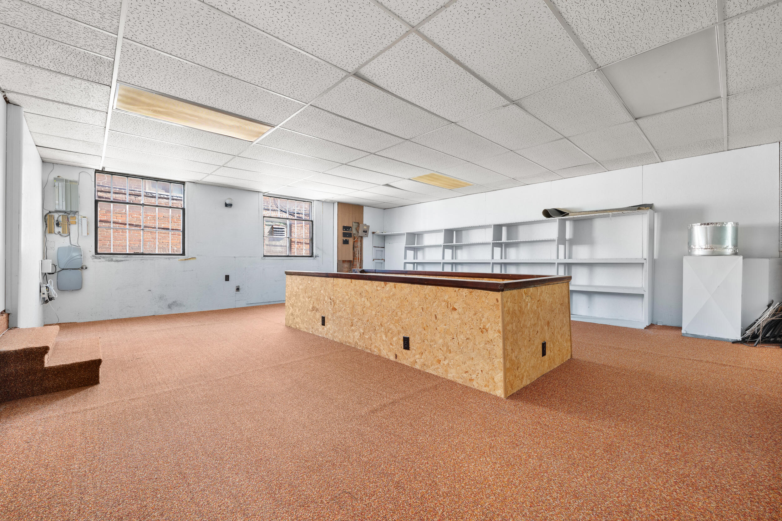 107 East Broadway Street Property Photo 19