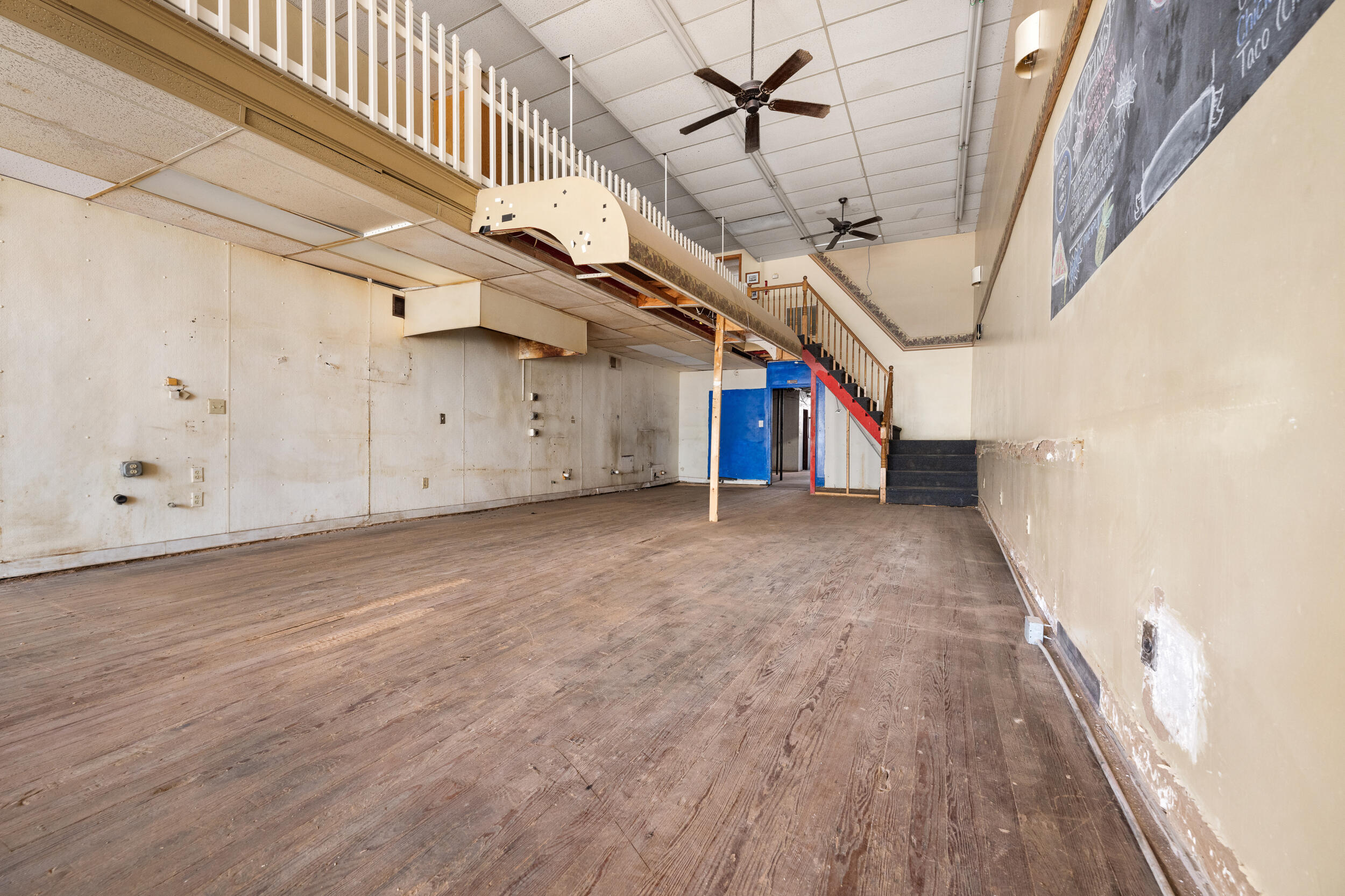 107 East Broadway Street Property Photo 34