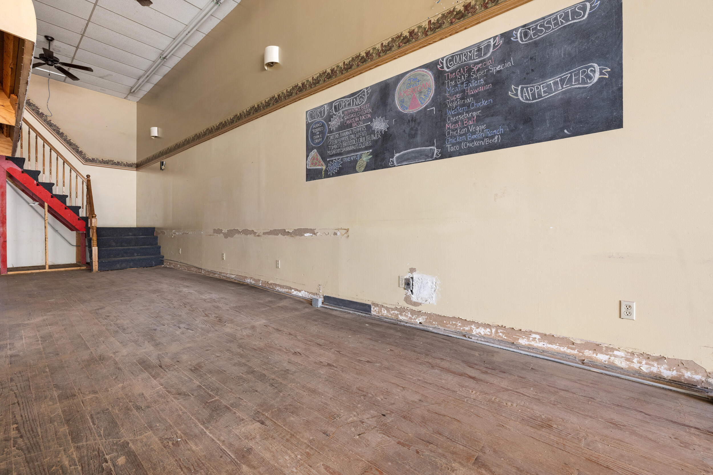 107 East Broadway Street Property Photo 35