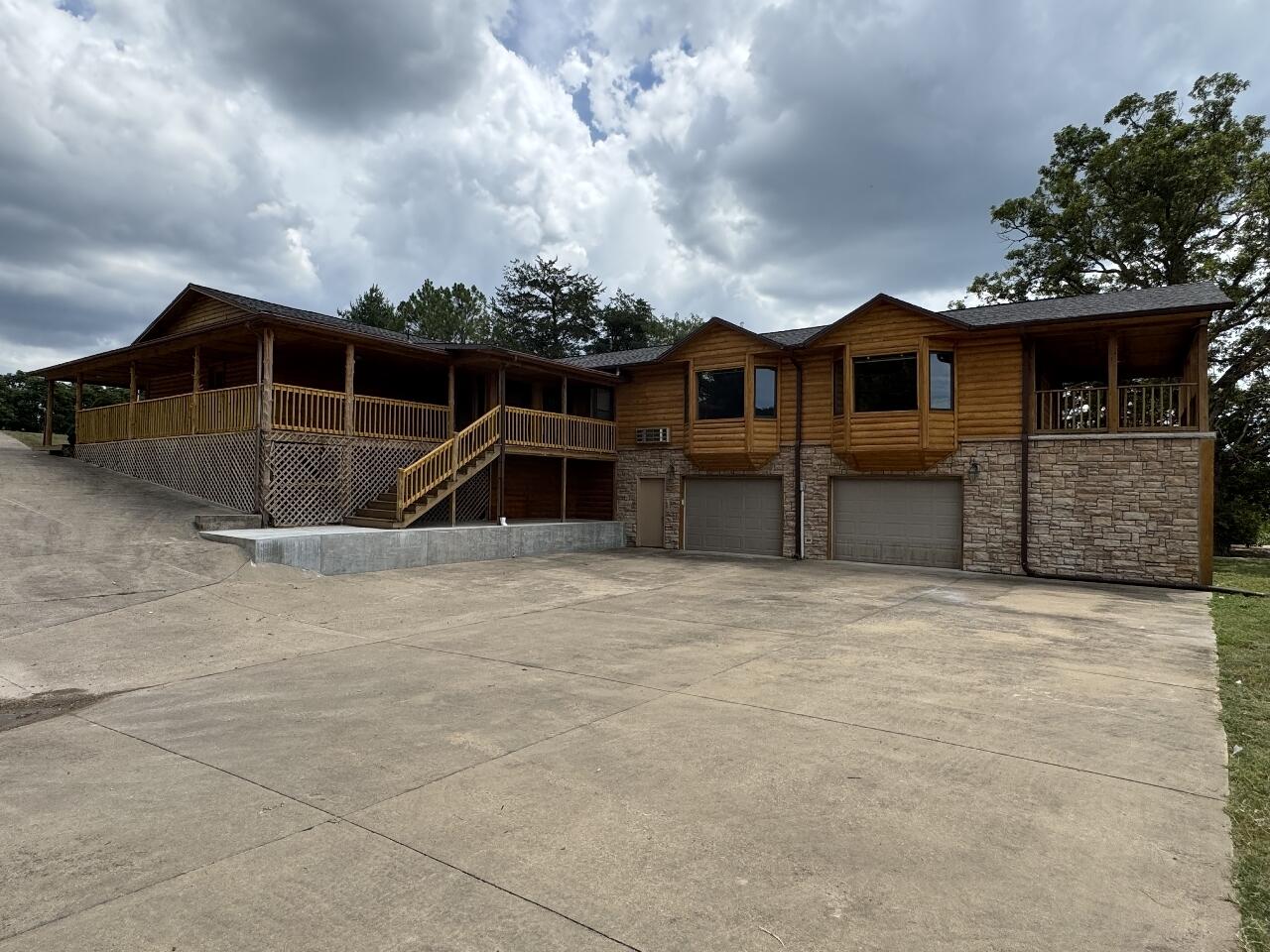 7697 State Highway 176 Property Photo 1